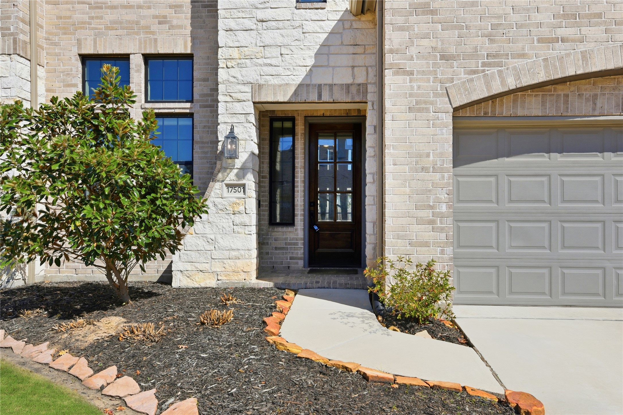 17501 Spice Merlot Lane Property Photo 6