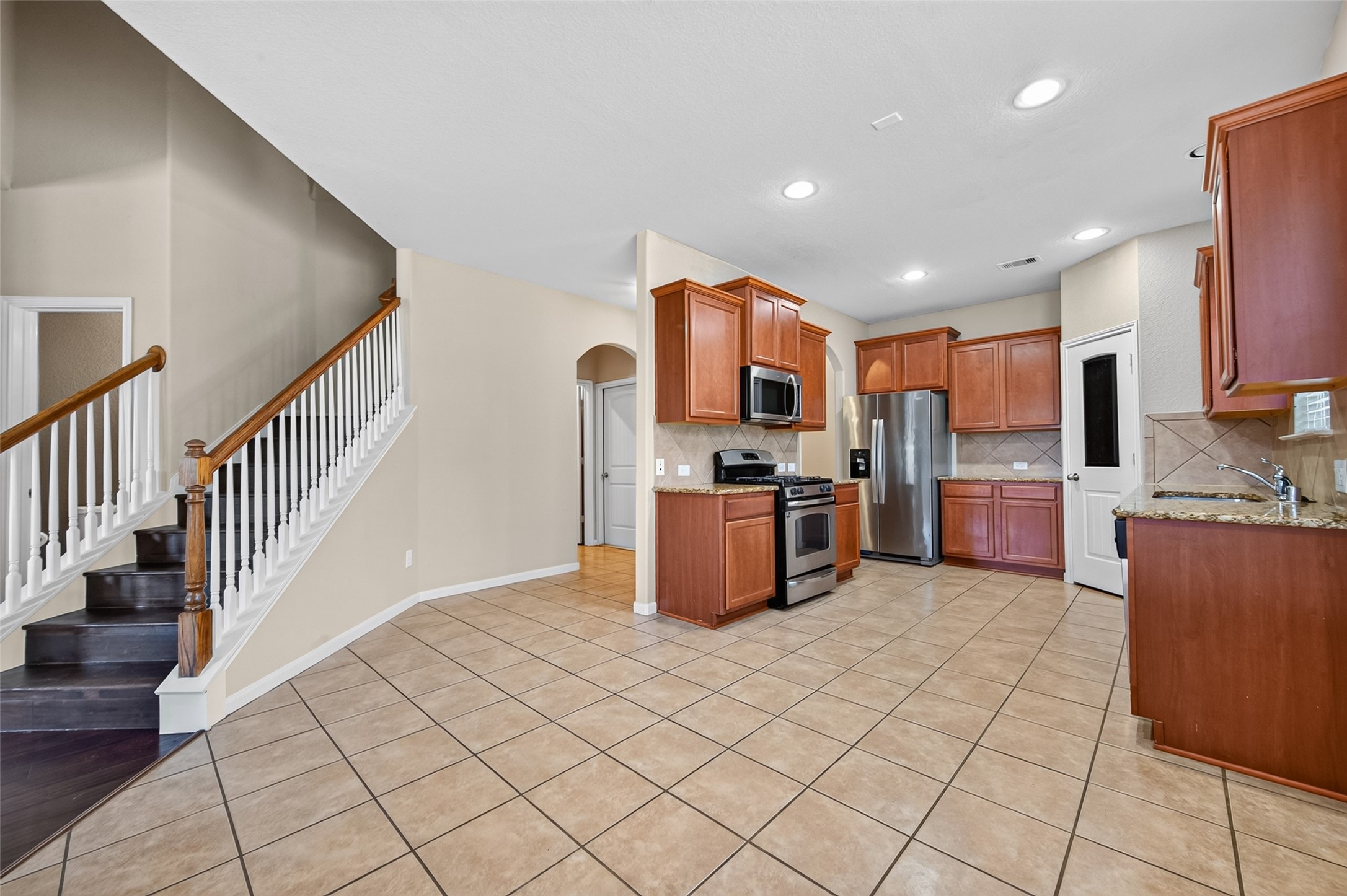6143 Norwood Meadows Lane Property Photo 17