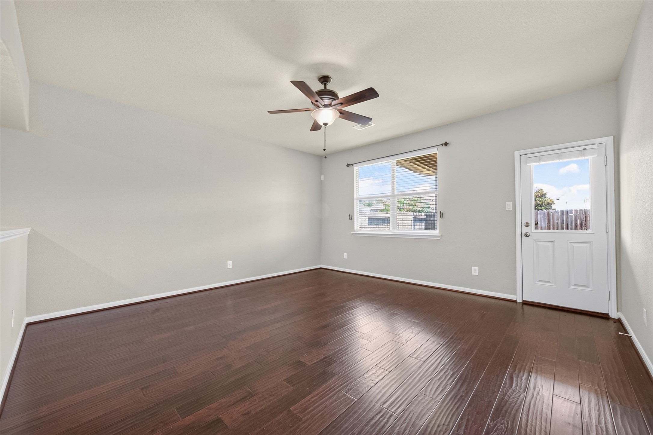 6143 Norwood Meadows Lane Property Photo 18