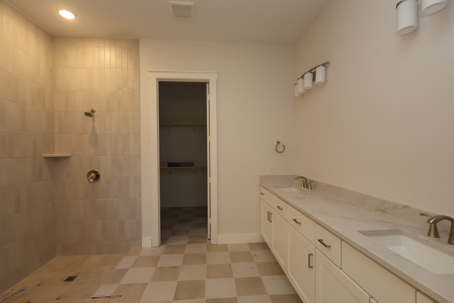 8030 Ice House Street Property Photo 11