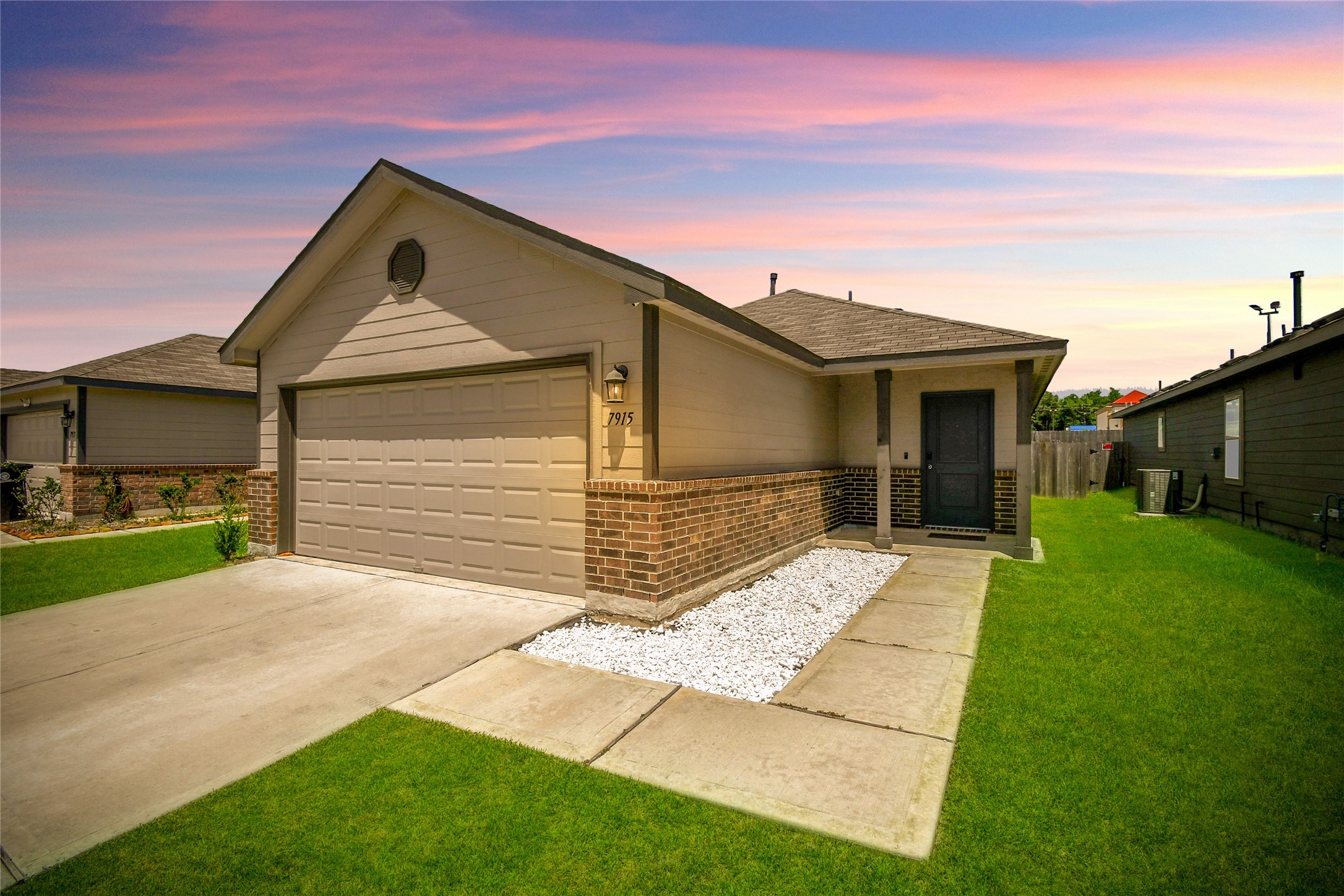 7915 Meadow Cranesbill Lane Property Photo 1