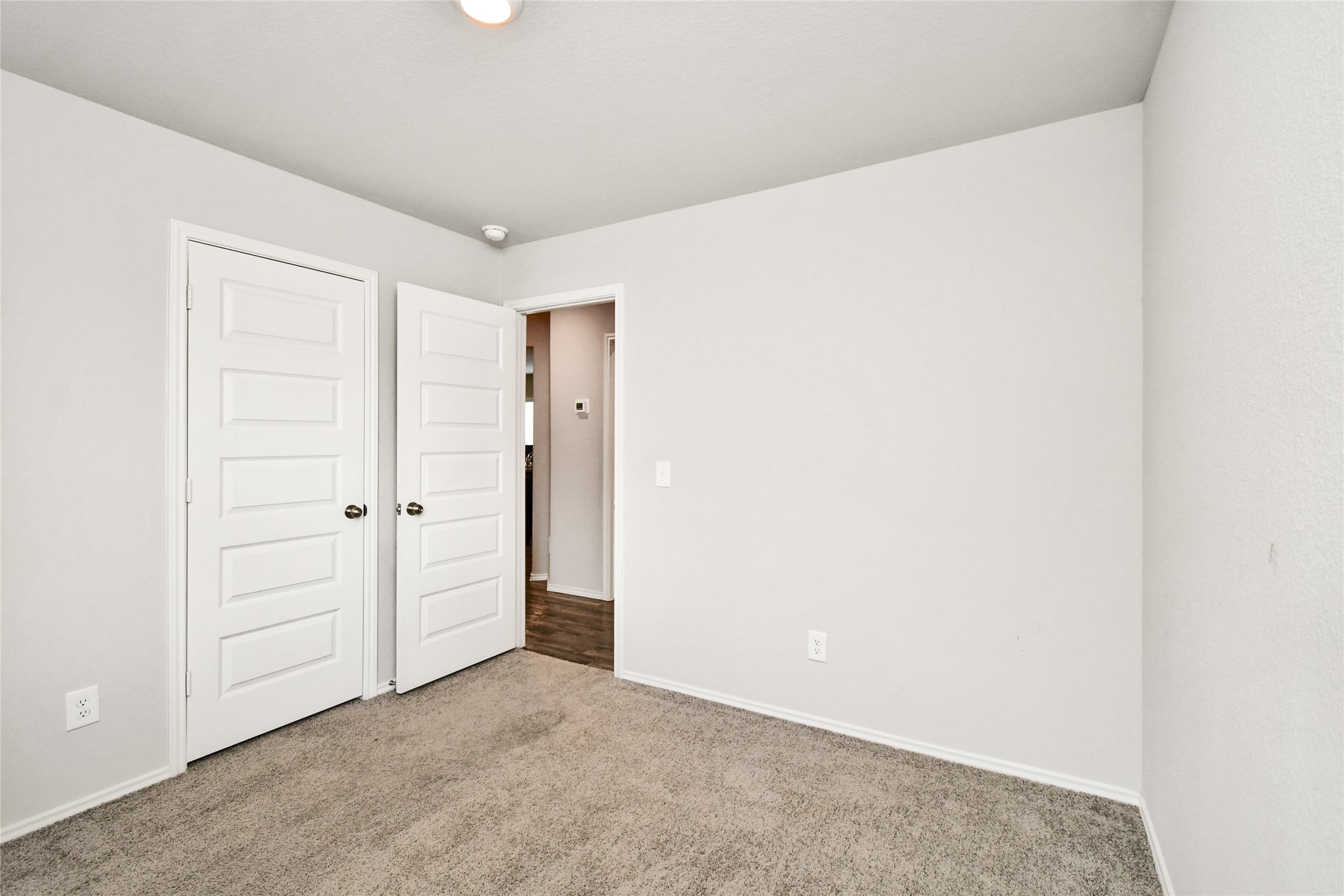 7915 Meadow Cranesbill Lane Property Photo 17