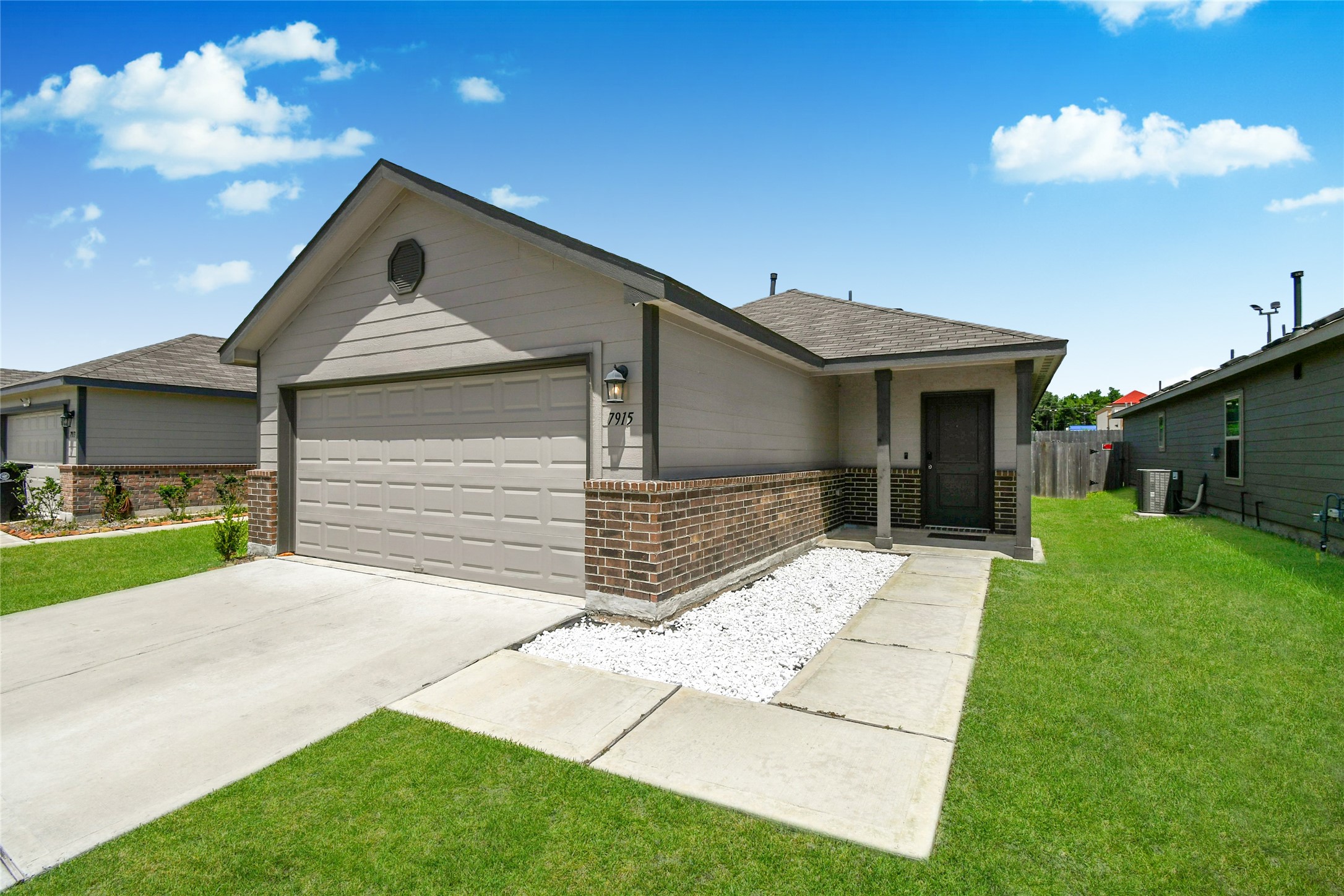 7915 Meadow Cranesbill Lane Property Photo 19