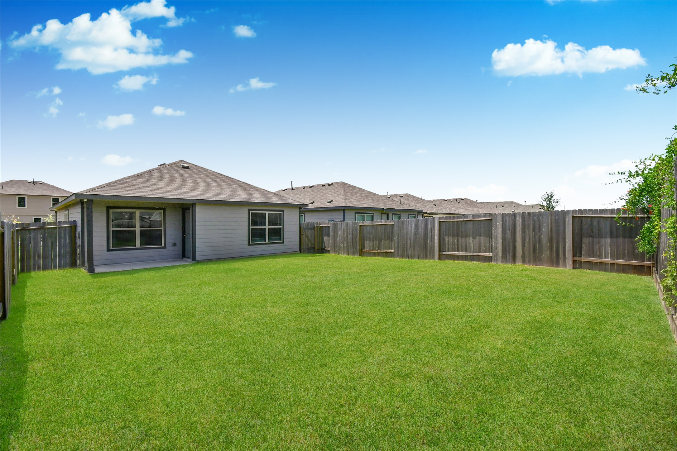7915 Meadow Cranesbill Lane Property Photo 20