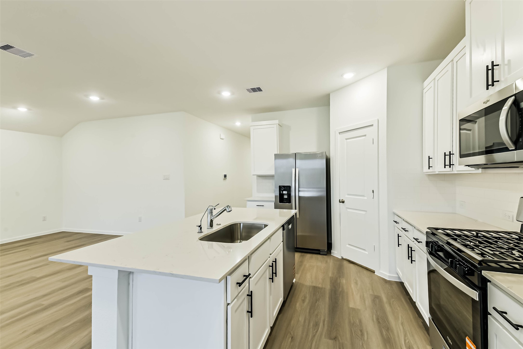 40630 Balsam Run Property Photo 8