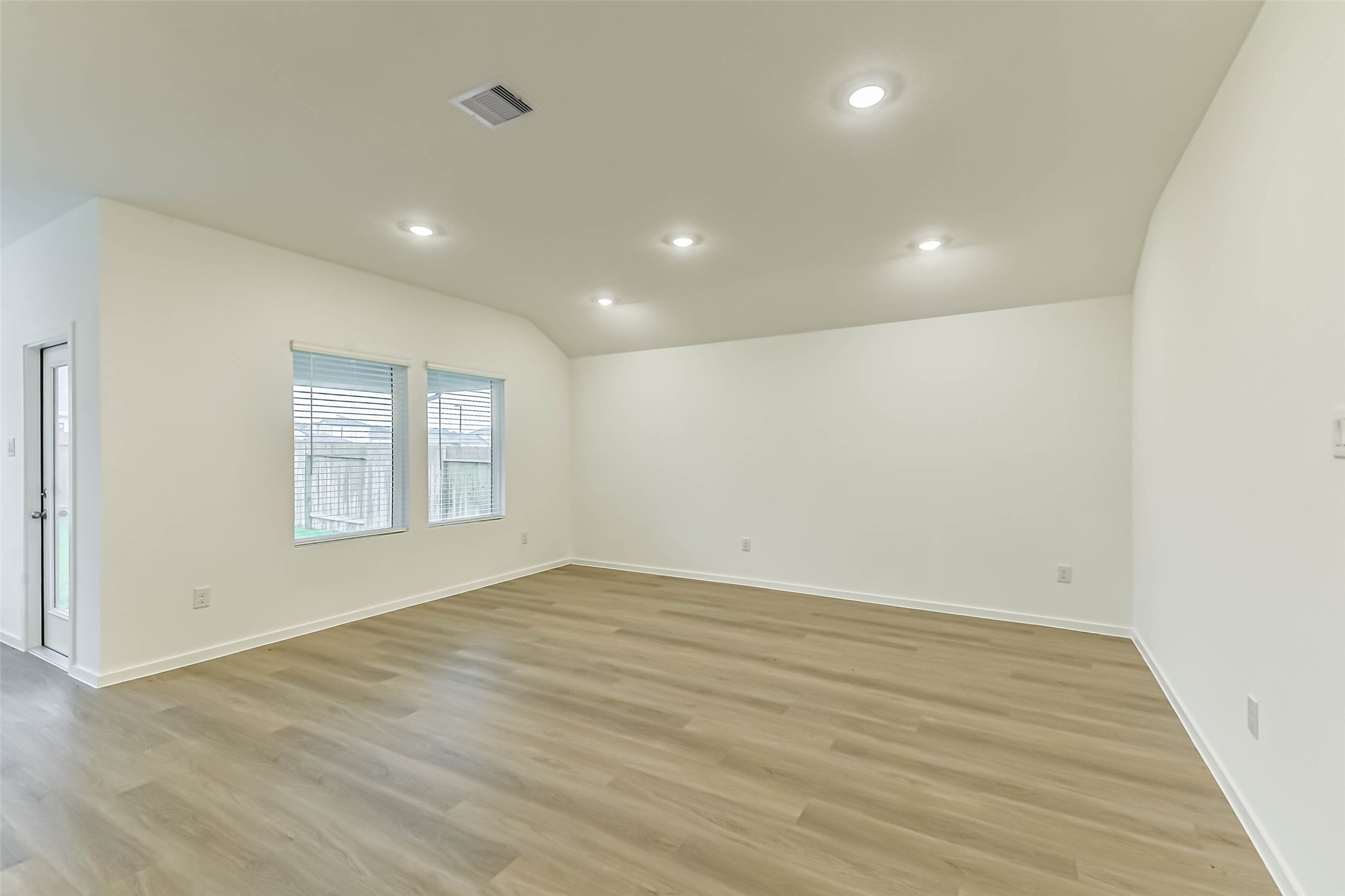 40630 Balsam Run Property Photo 13