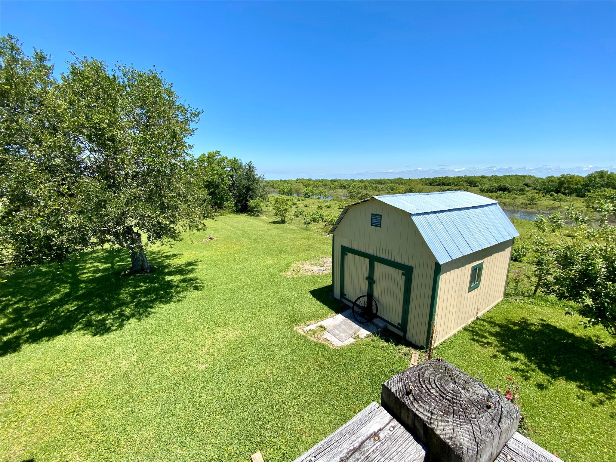1228 Bahama Lane Property Photo 3