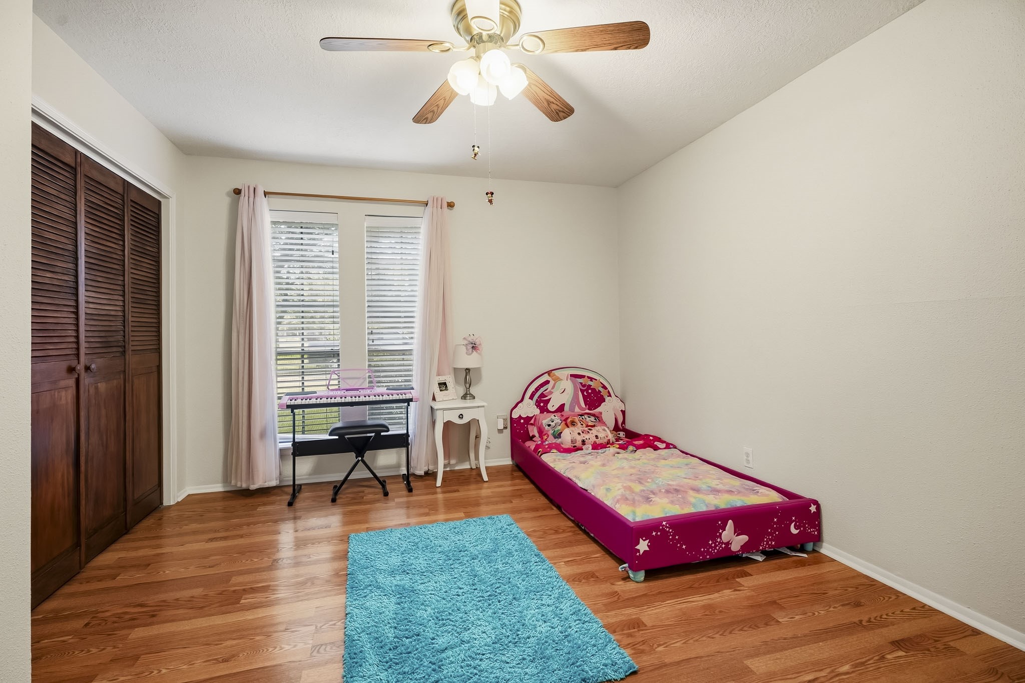 1509 N Park Side Drive Property Photo 15