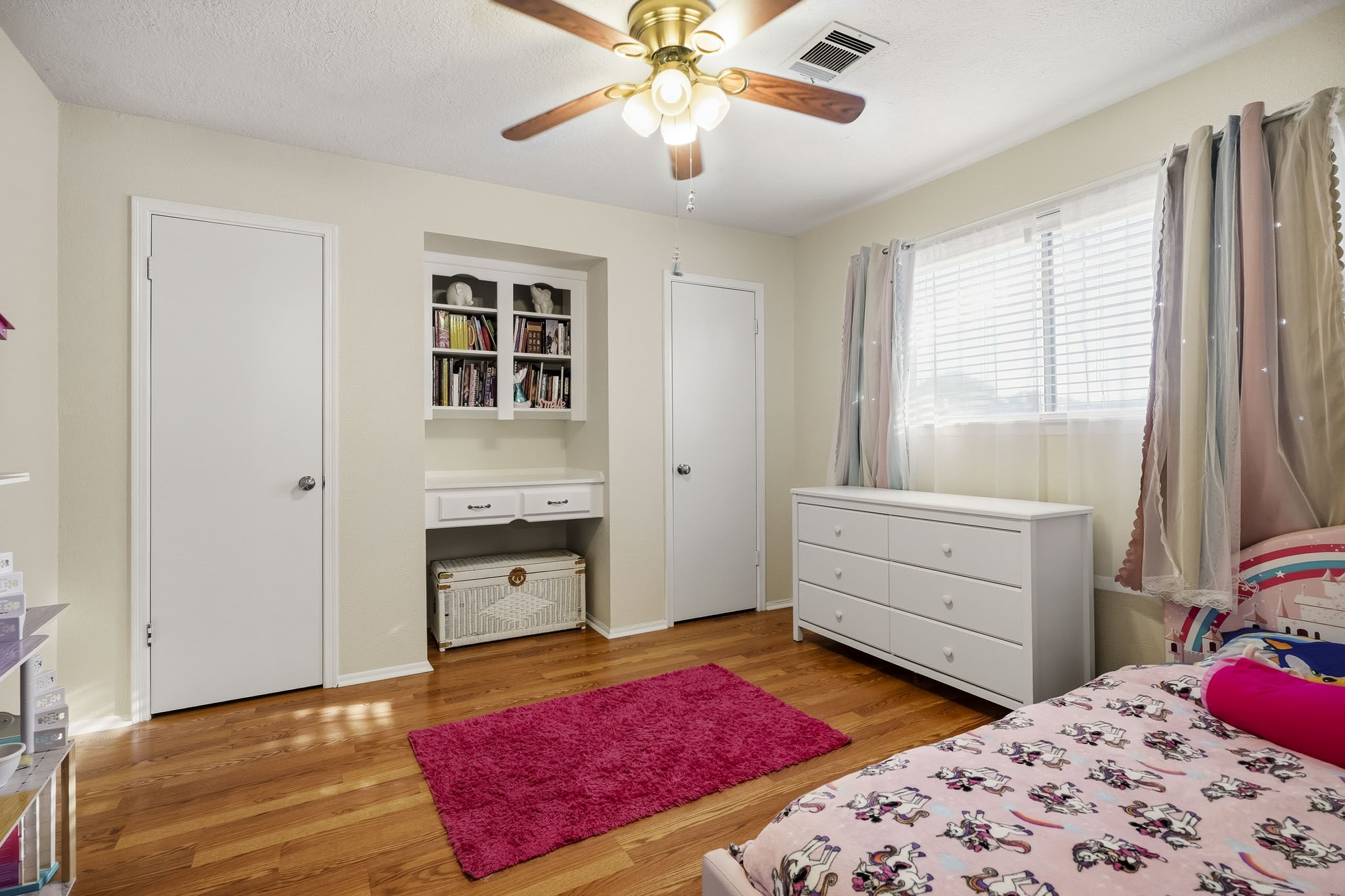 1509 N Park Side Drive Property Photo 18