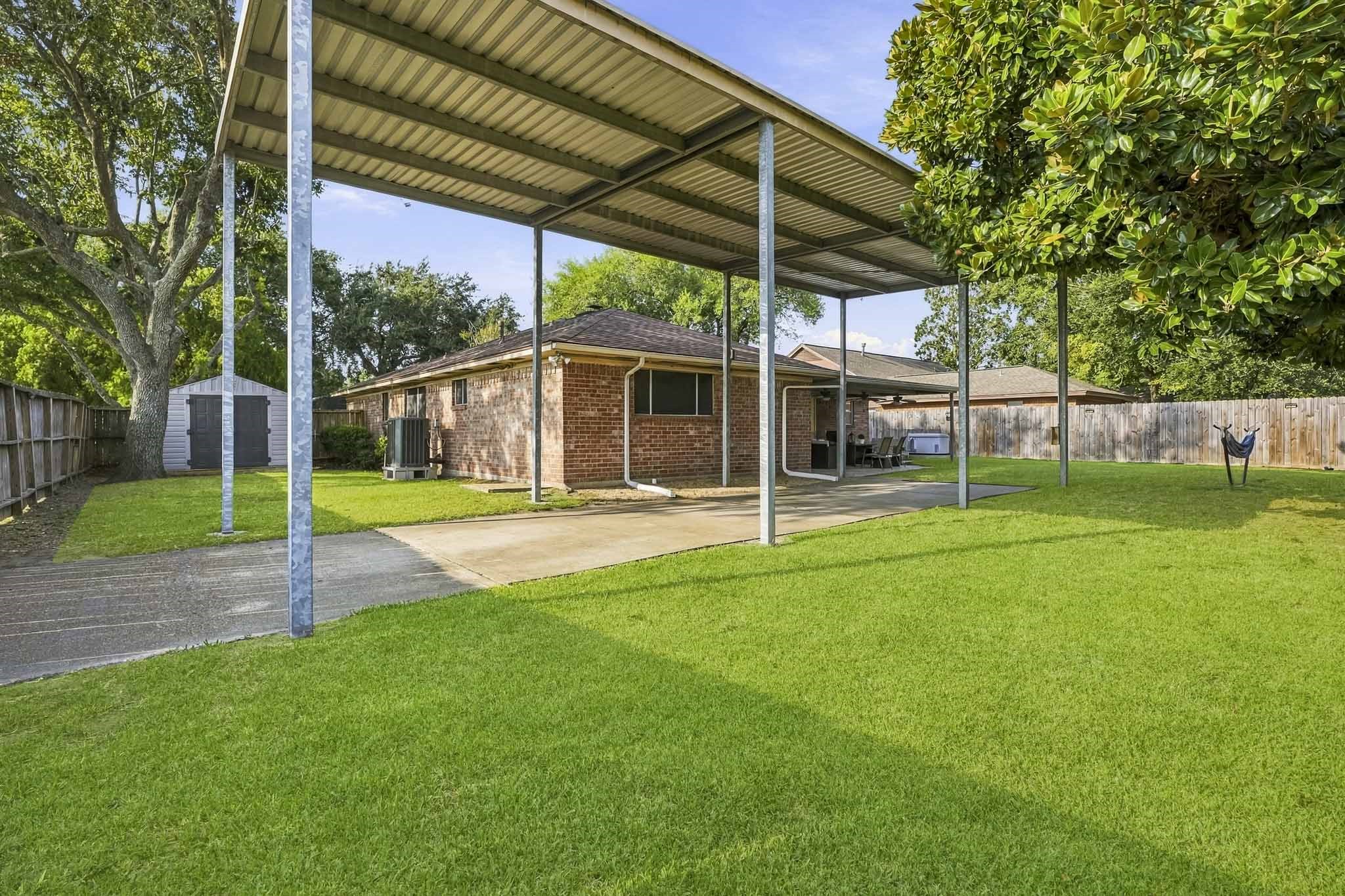 1509 N Park Side Drive Property Photo 24