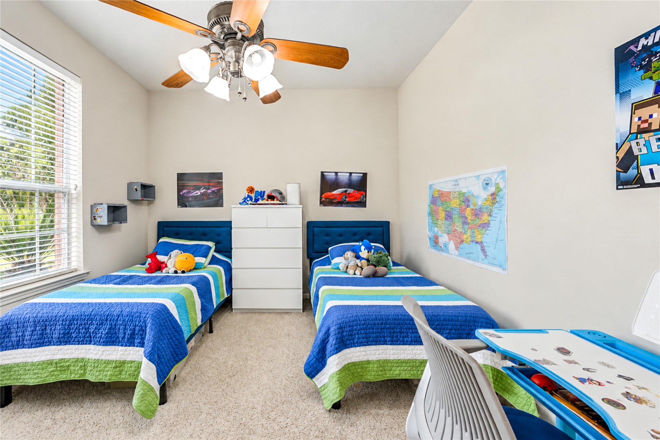 12806 Ridge Bank Lane Property Photo 6