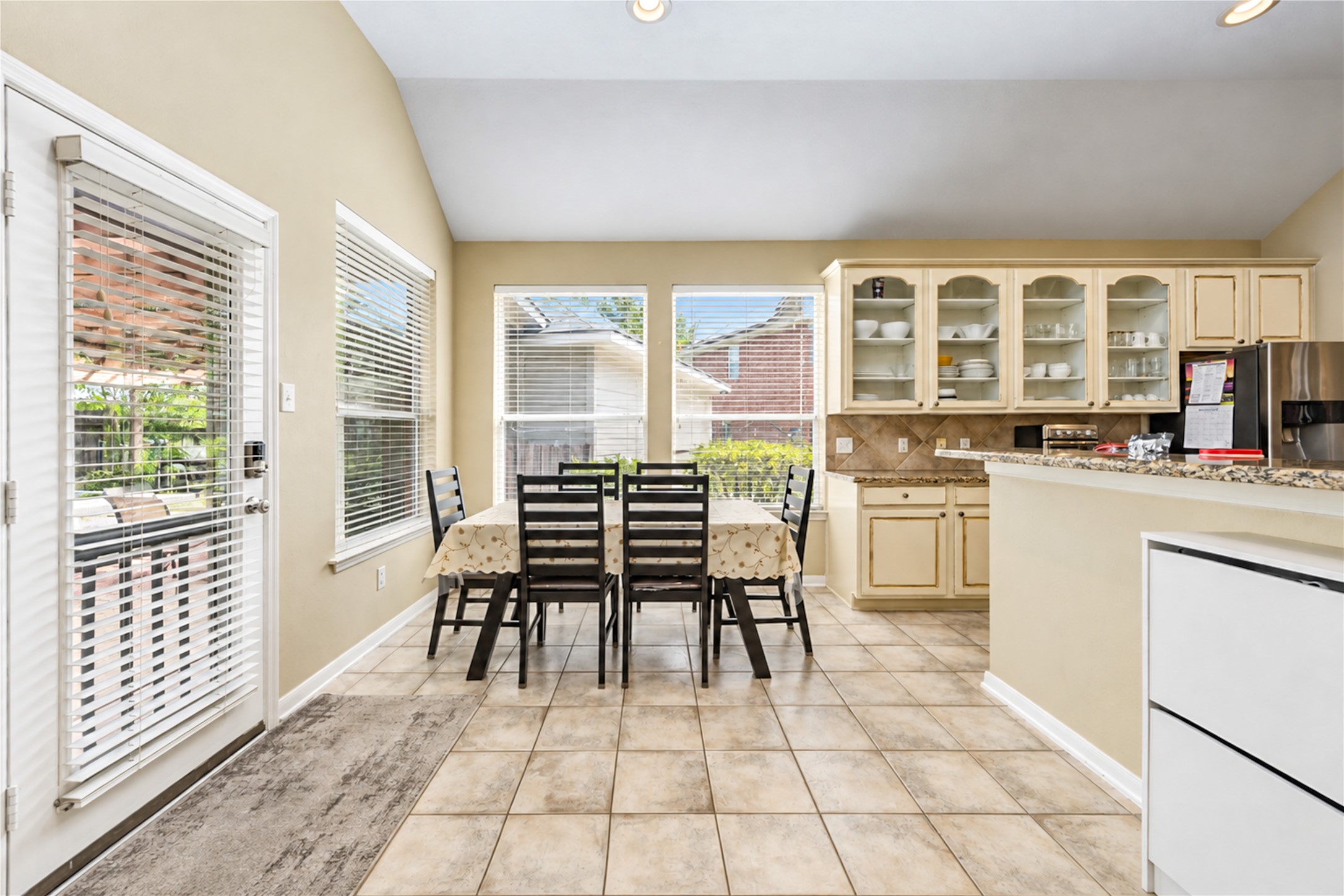 12806 Ridge Bank Lane Property Photo 18