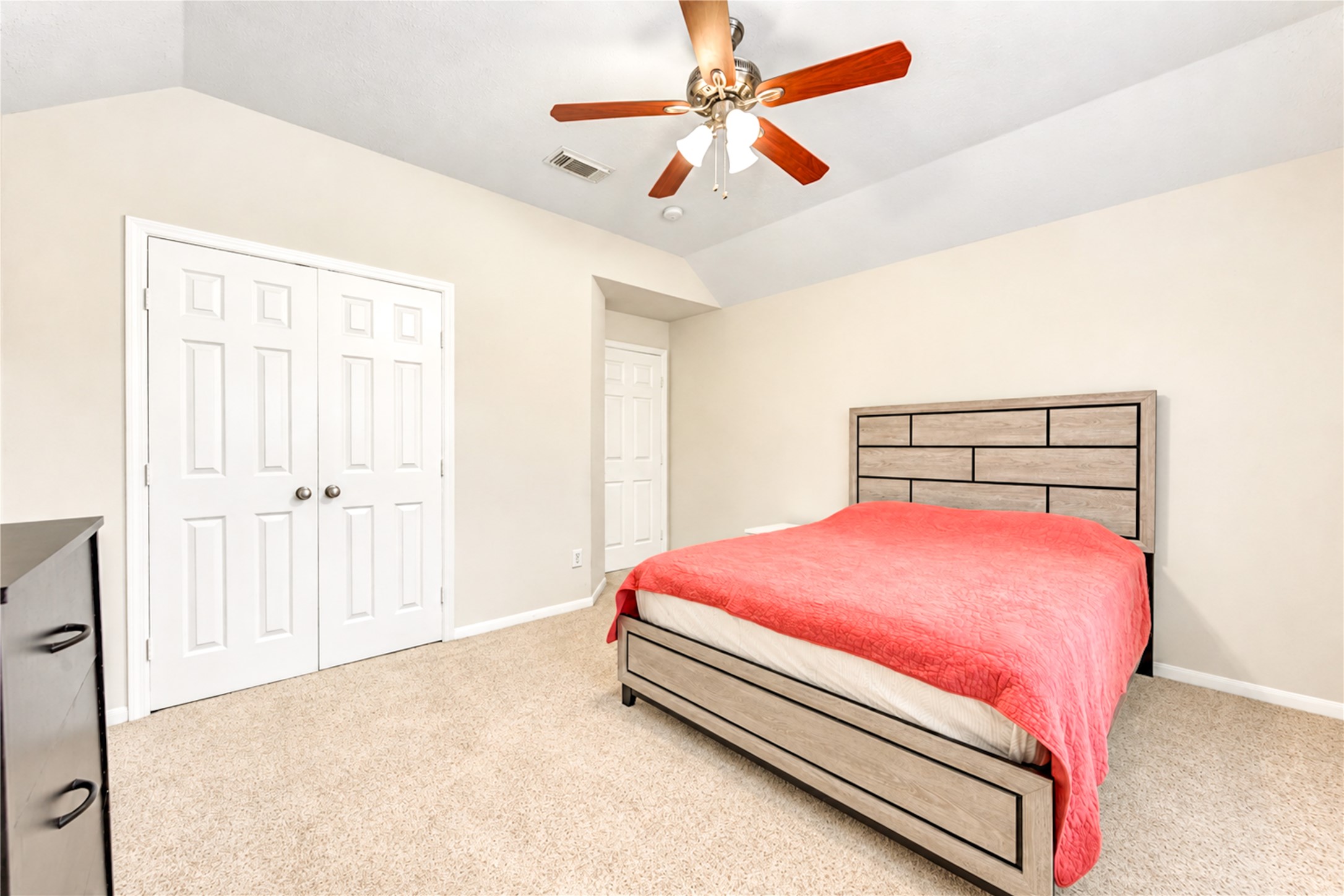 12806 Ridge Bank Lane Property Photo 27