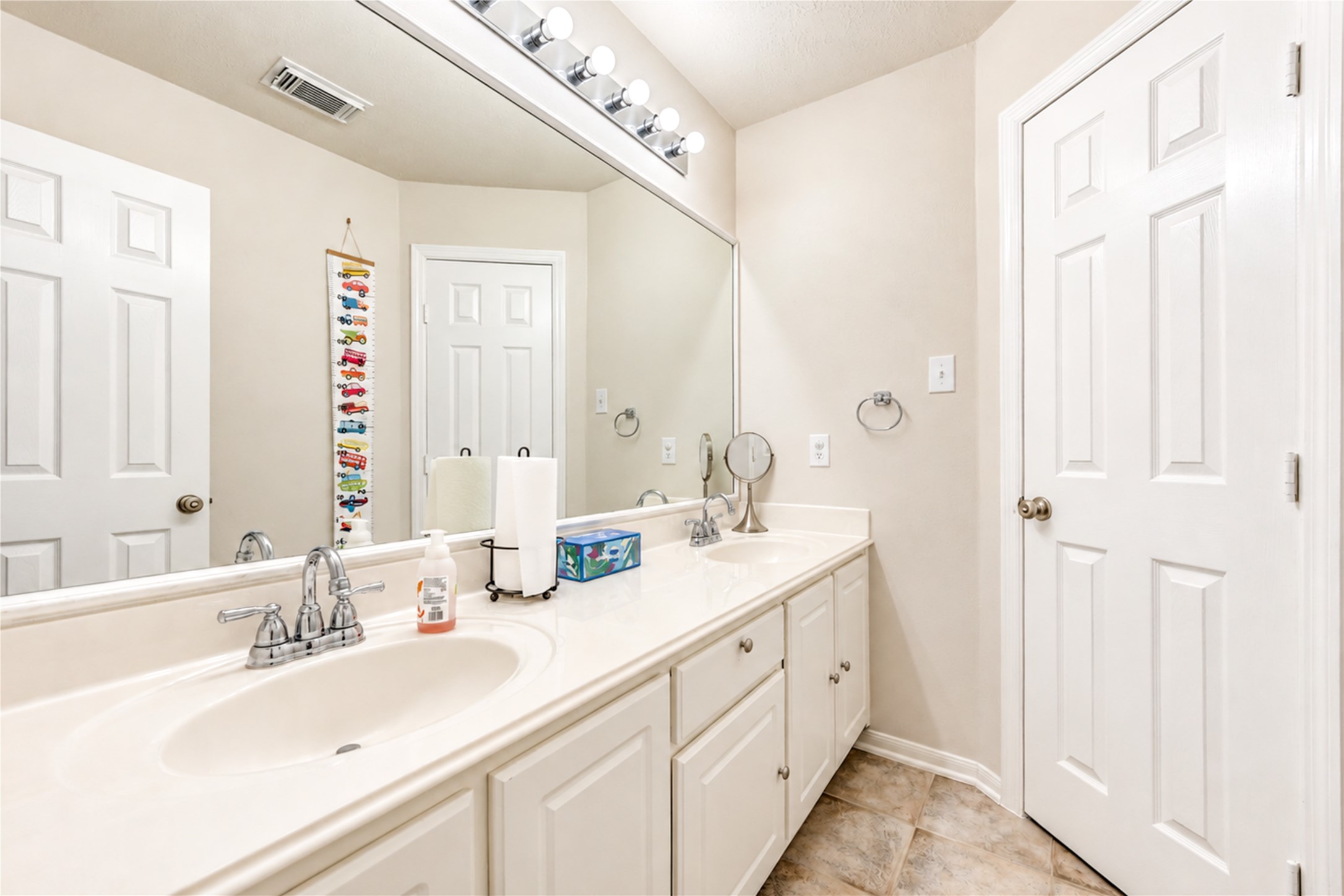 12806 Ridge Bank Lane Property Photo 31