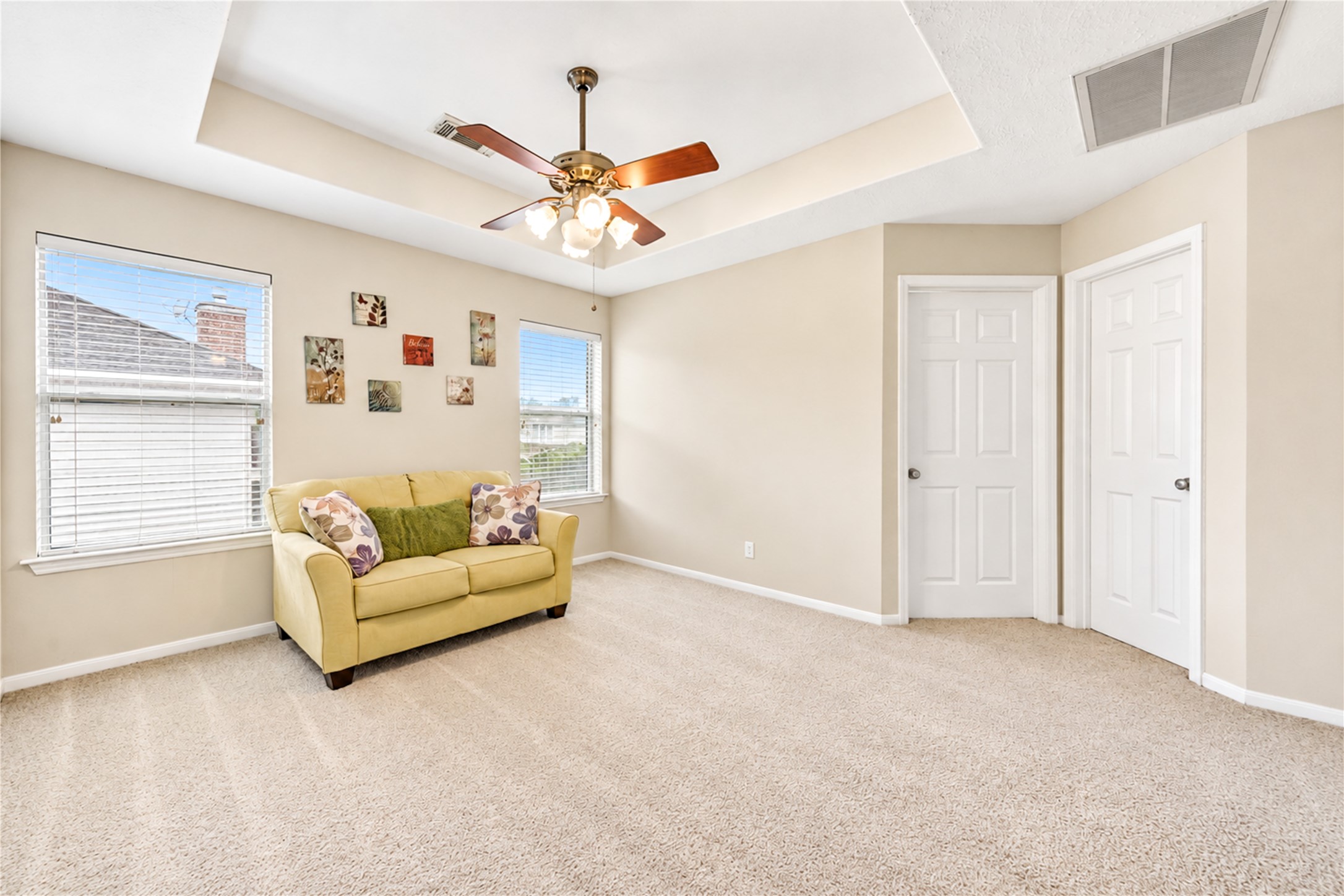 12806 Ridge Bank Lane Property Photo 32