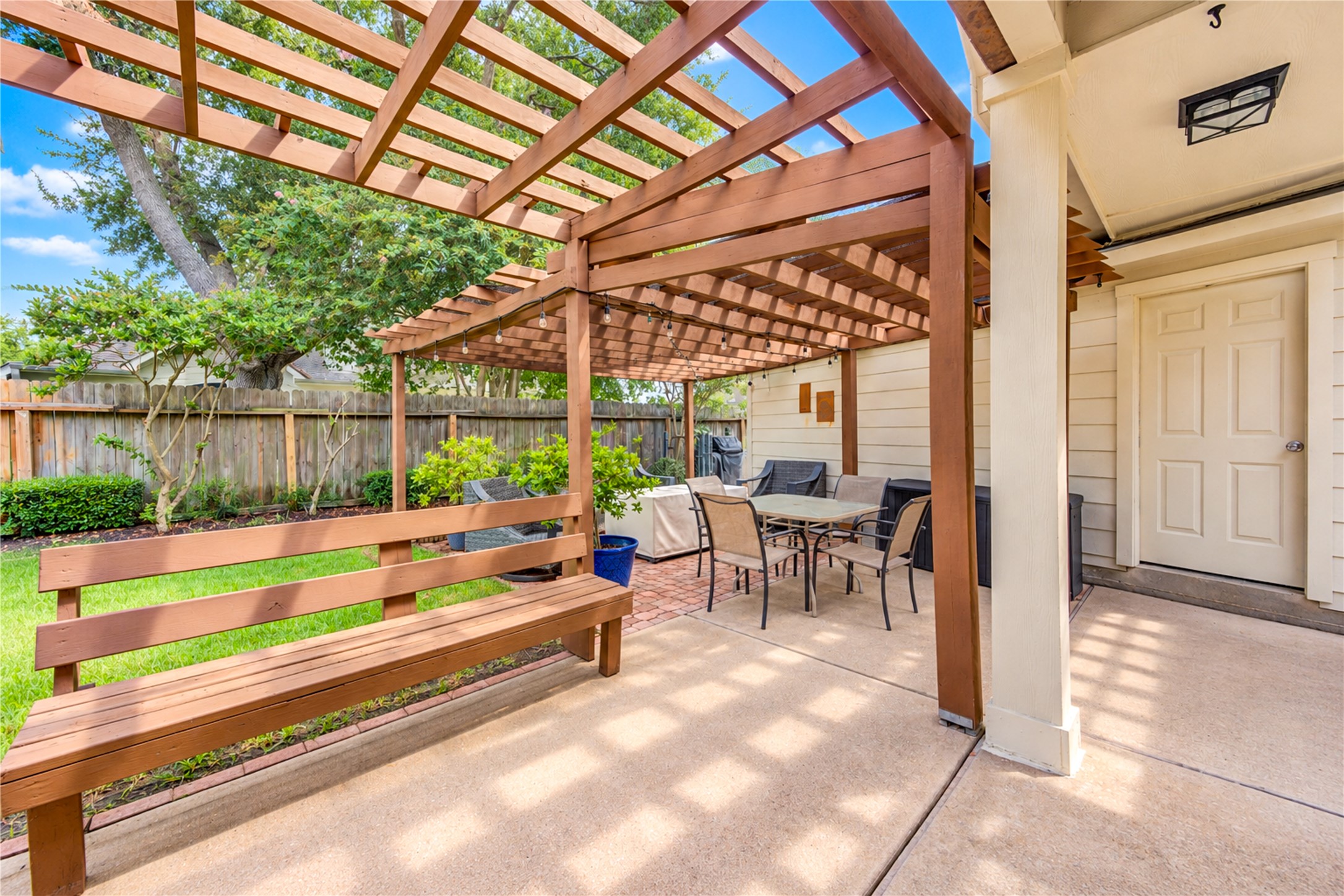 12806 Ridge Bank Lane Property Photo 39