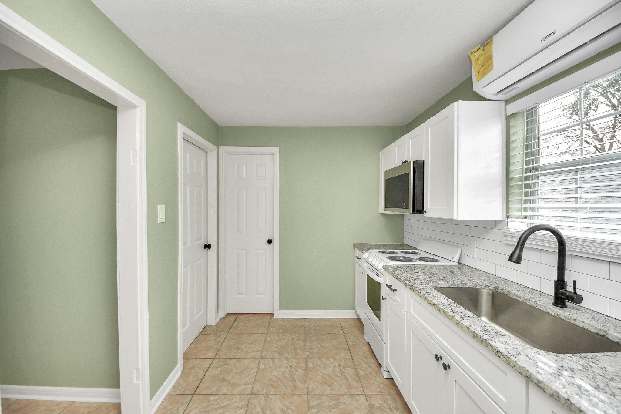 4102 Engelke Street C Property Photo 6
