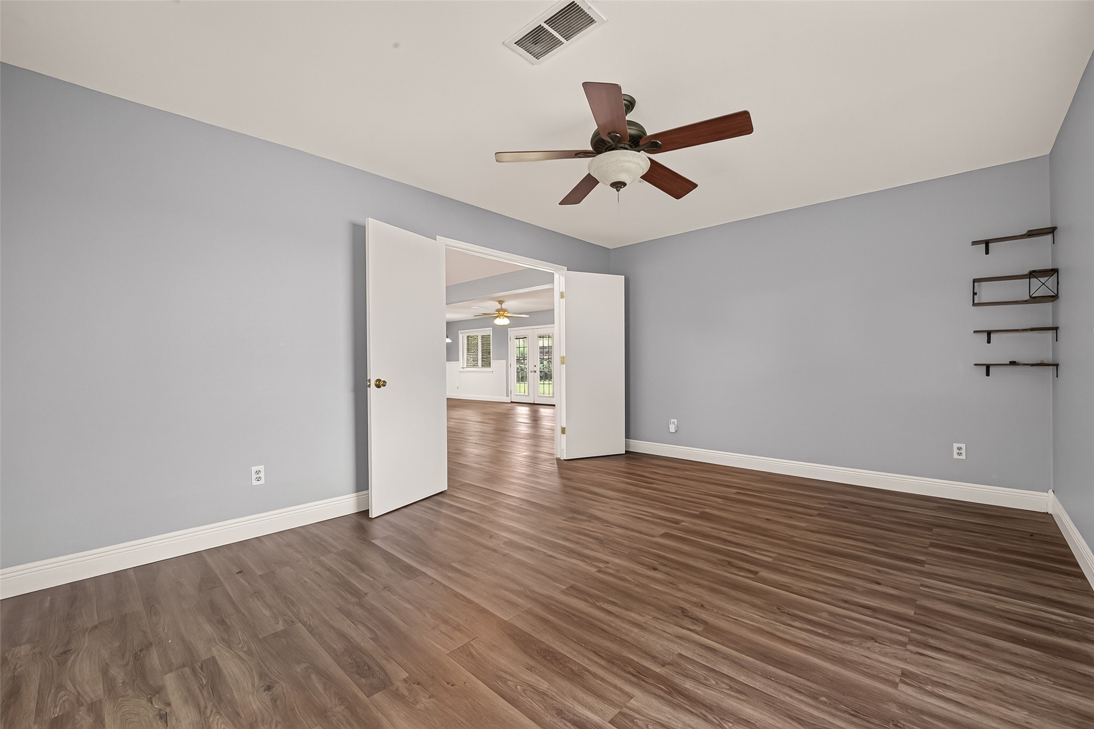 114 E Wildwinn Drive Property Photo 16