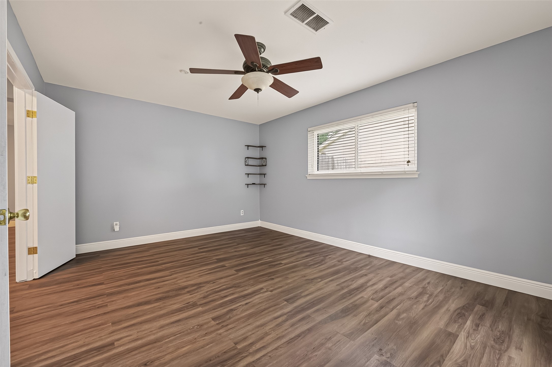 114 E Wildwinn Drive Property Photo 17
