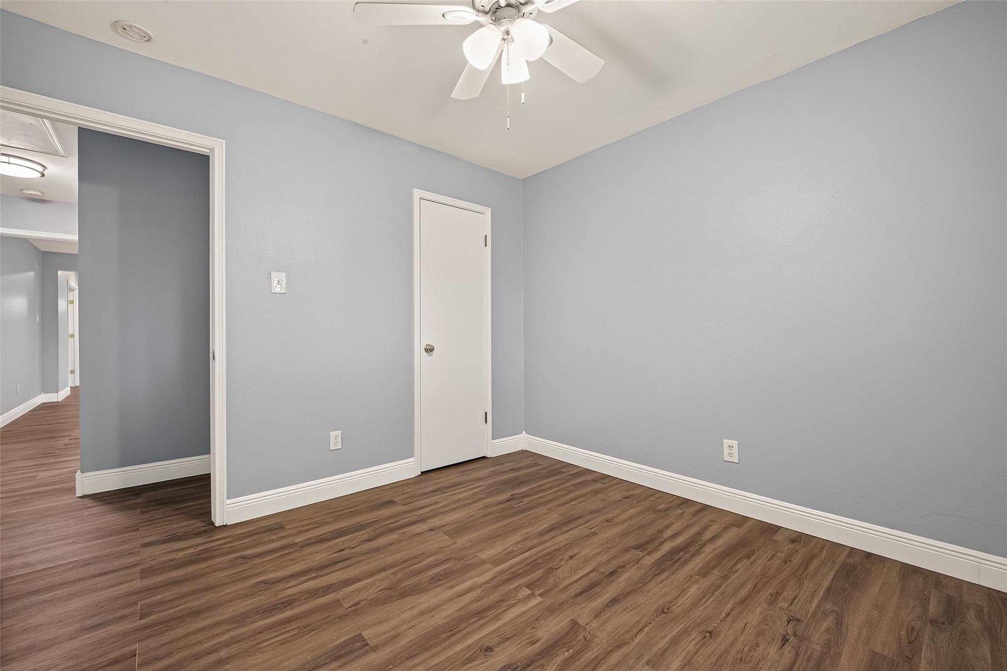 114 E Wildwinn Drive, Alvin Tx 77511 Property Photo 28