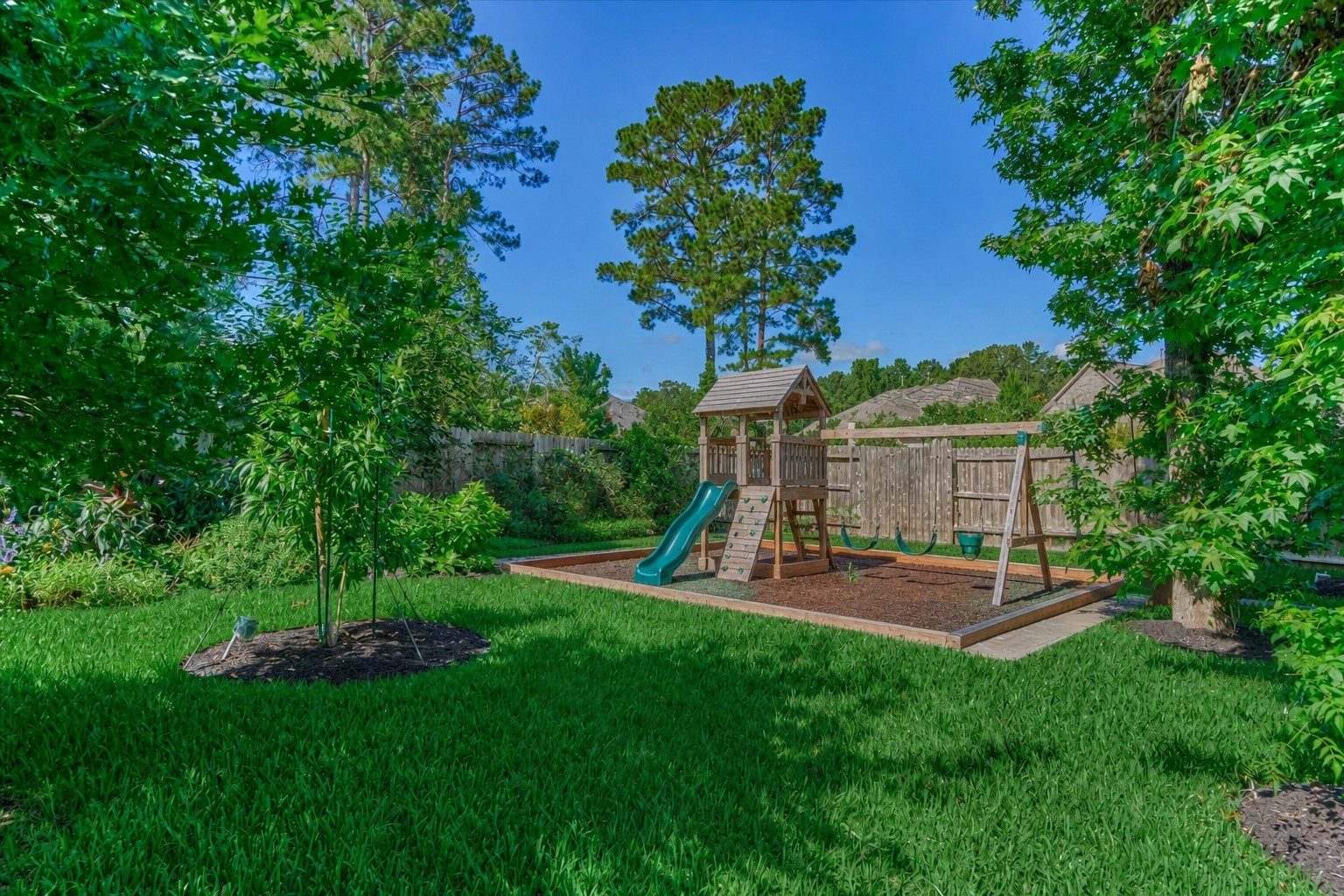 238 Bronze View Drive Property Photo 43