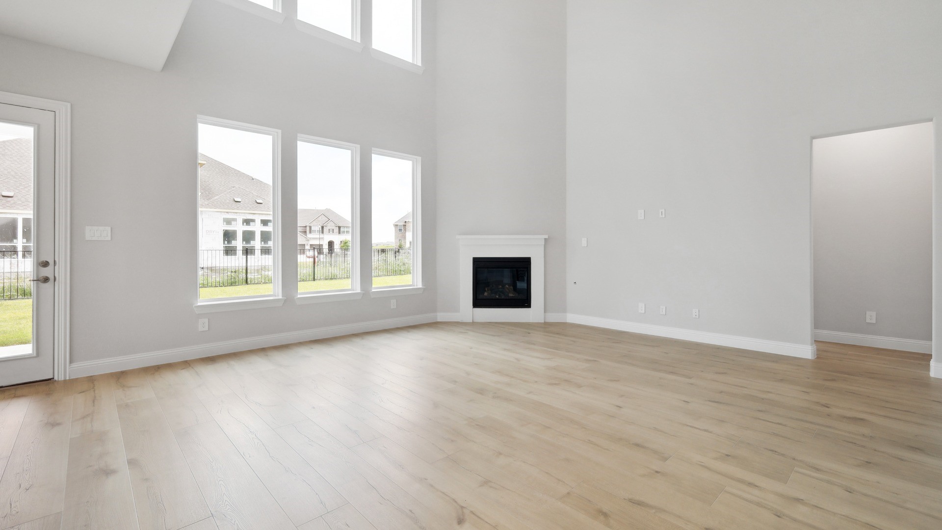 41261 Peacemaker Lane Property Photo 6