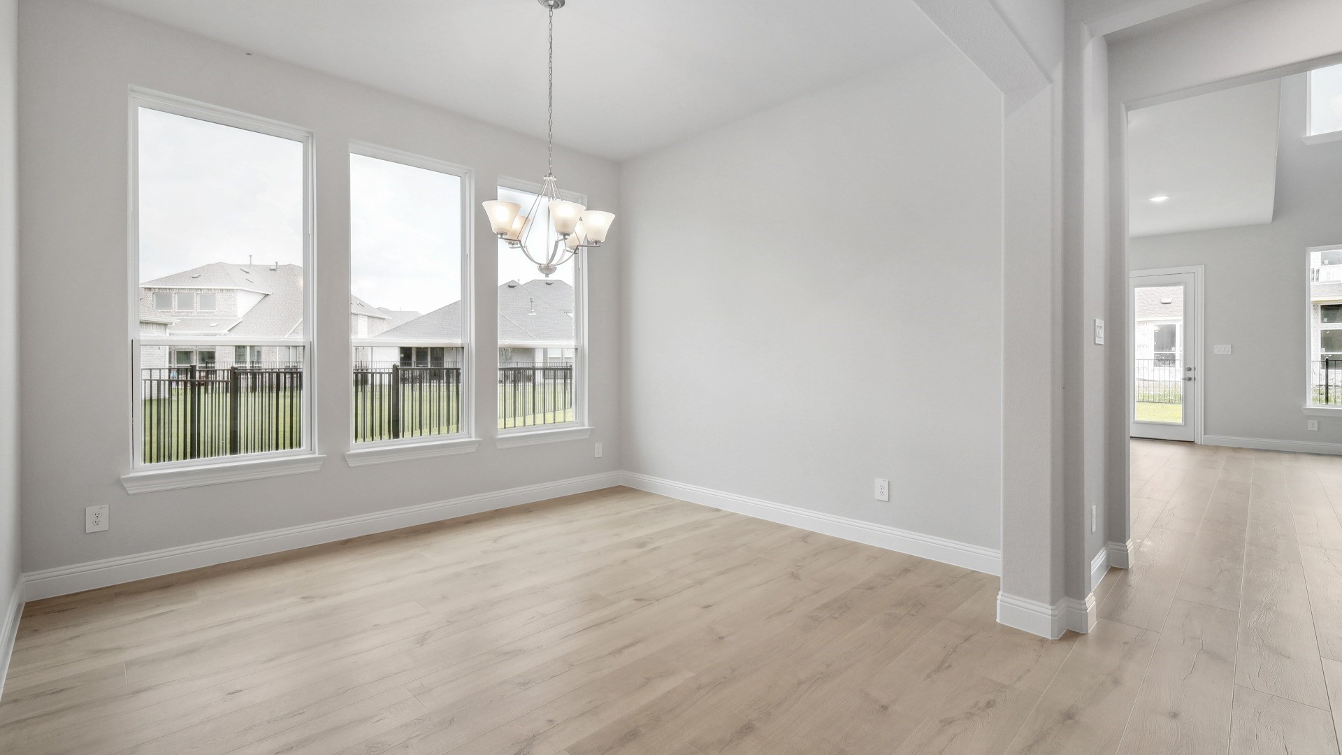 41261 Peacemaker Lane Property Photo 9