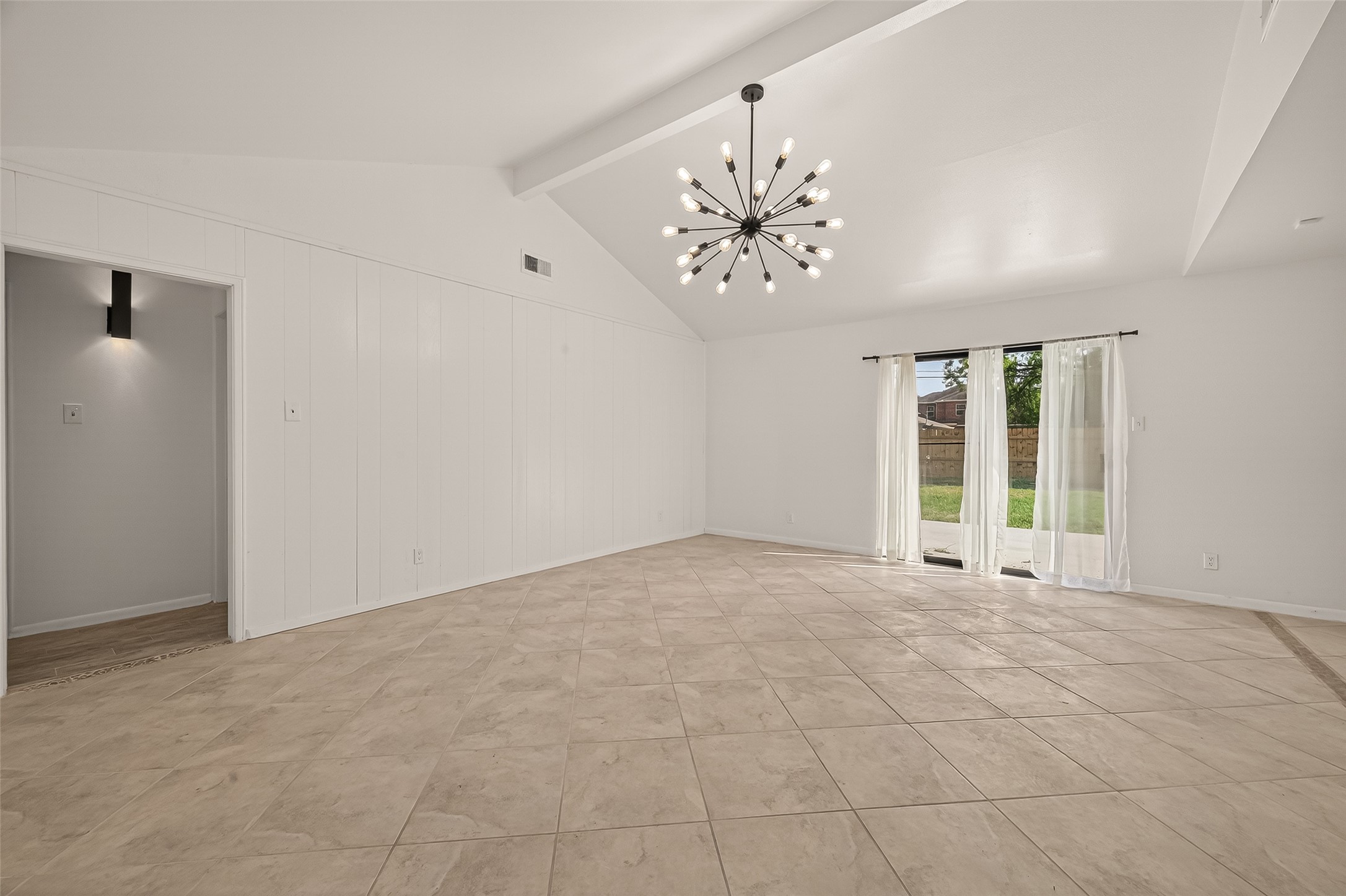 5523 Kuldell Drive Property Photo 10
