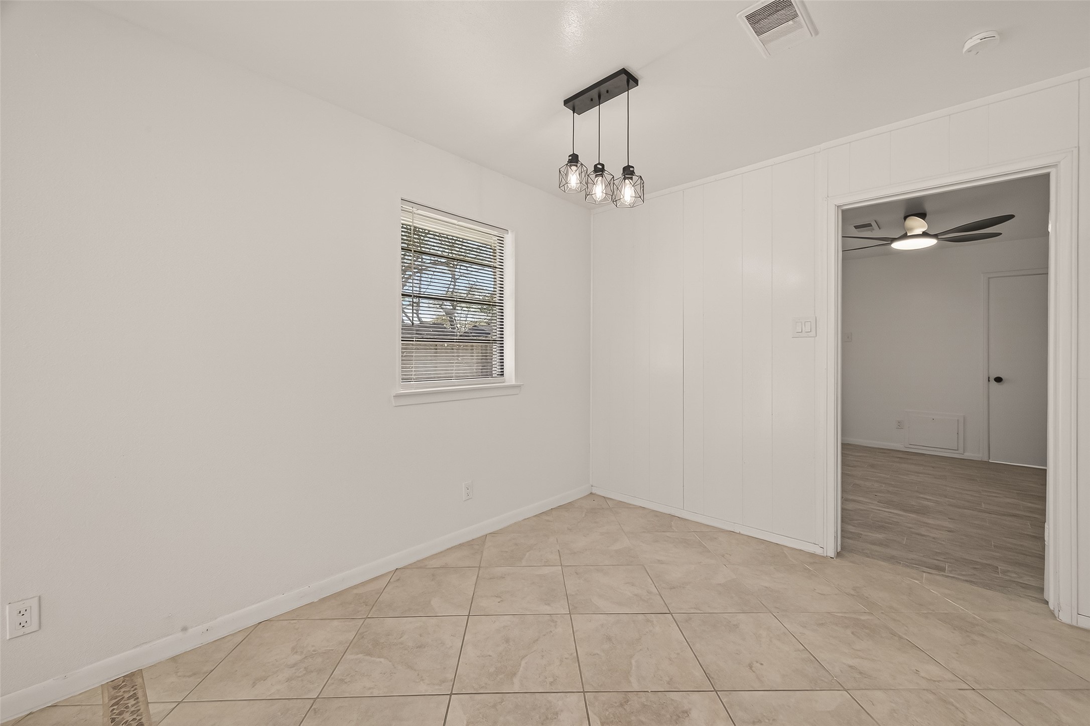 5523 Kuldell Drive Property Photo 13