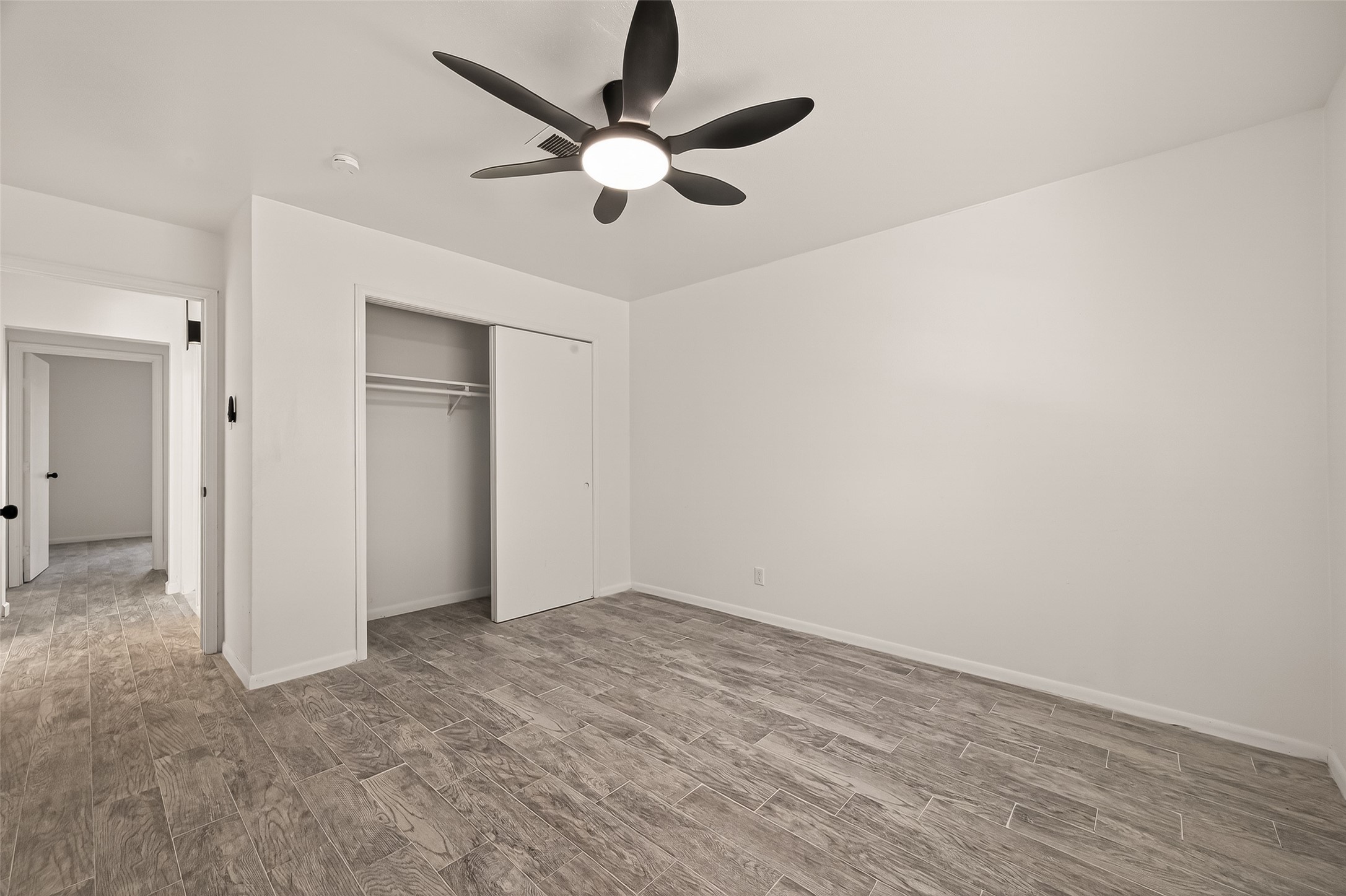 5523 Kuldell Drive Property Photo 33