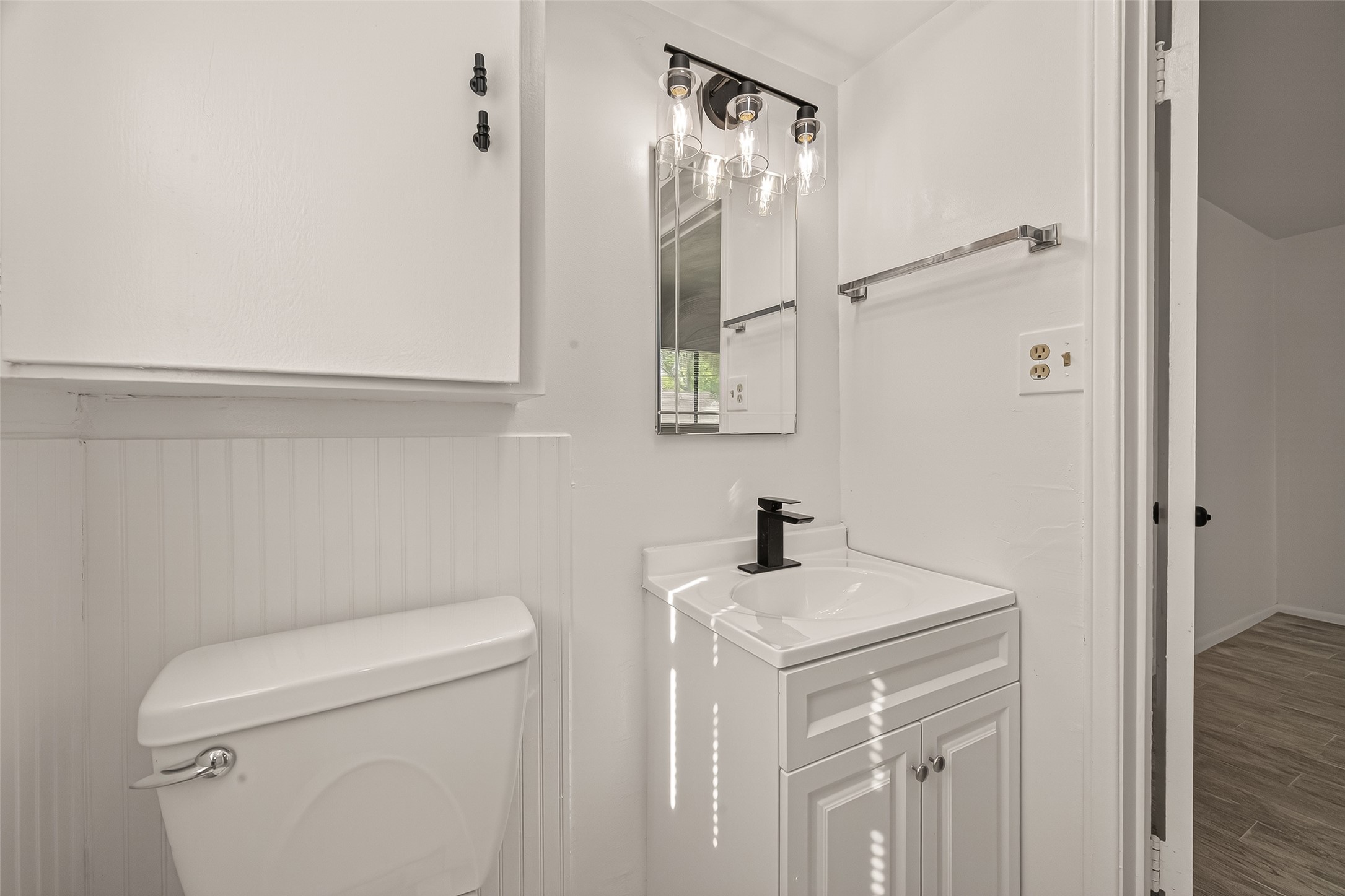 5523 Kuldell Drive Property Photo 40
