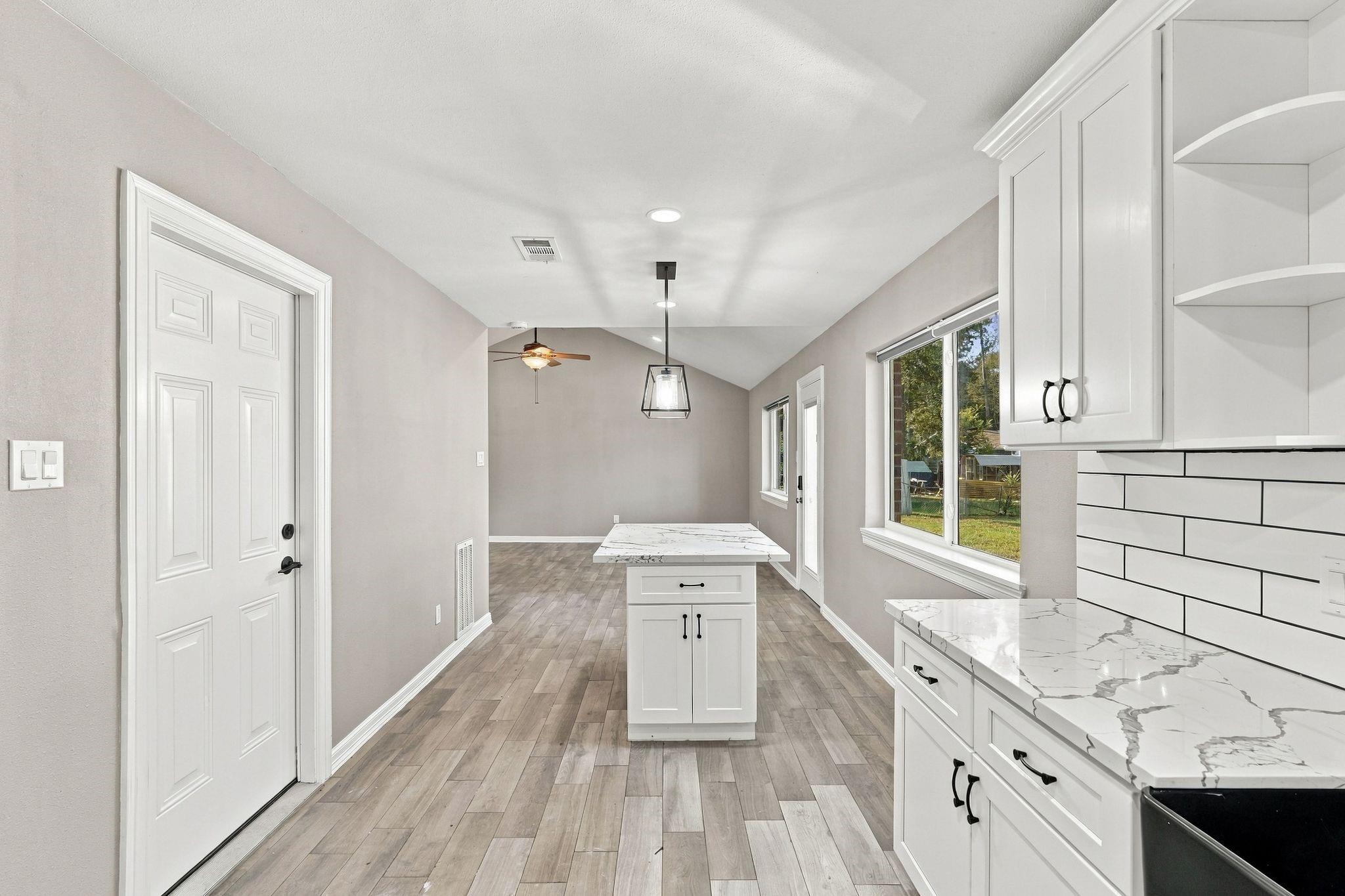 1704 S 1st Street Property Photo 15