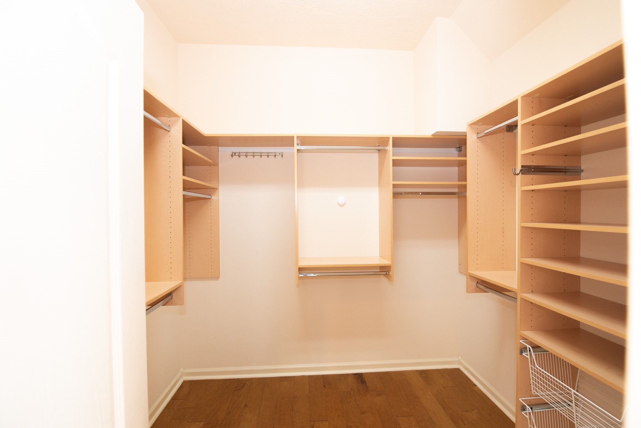 6606 Silver Shade Drive Property Photo 14