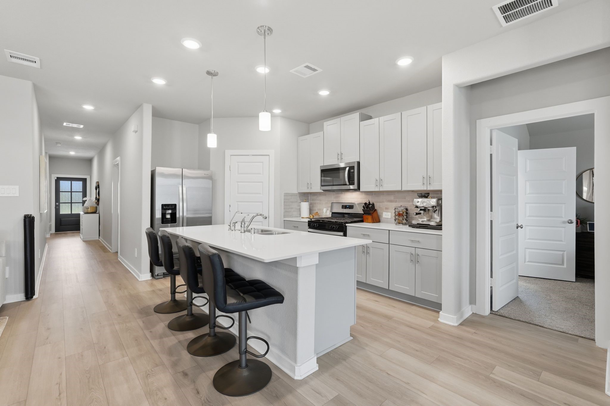 14231 Rolling Pastures Drive Property Photo 14