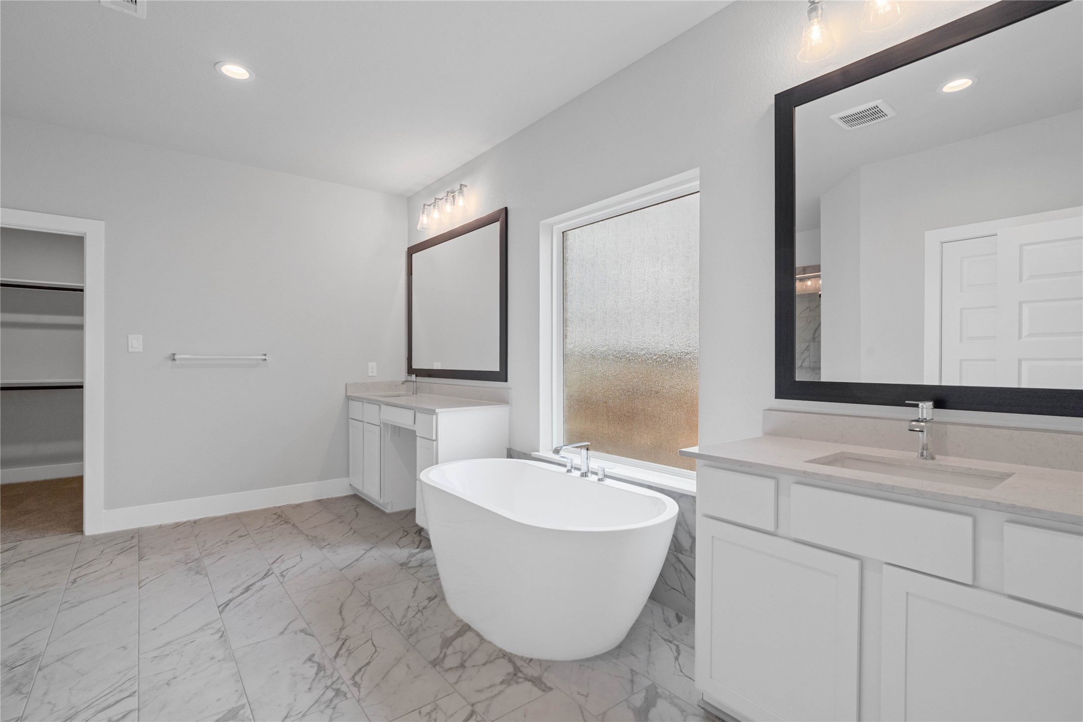 4703 Whisperwood Drive Property Photo 10