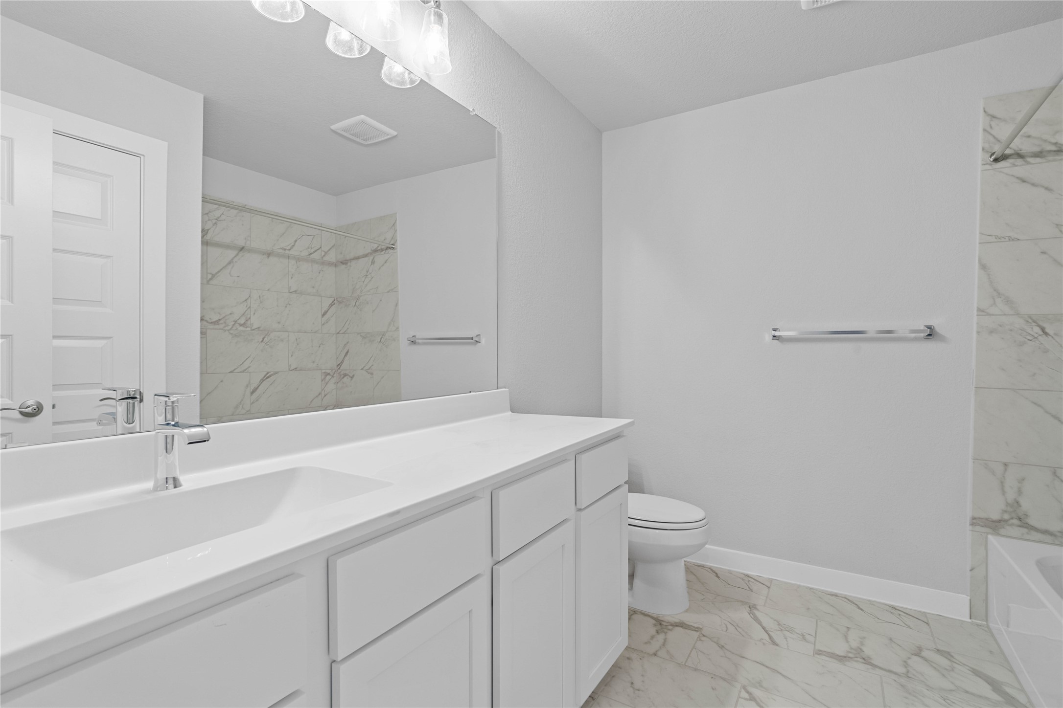 4703 Whisperwood Drive Property Photo 16
