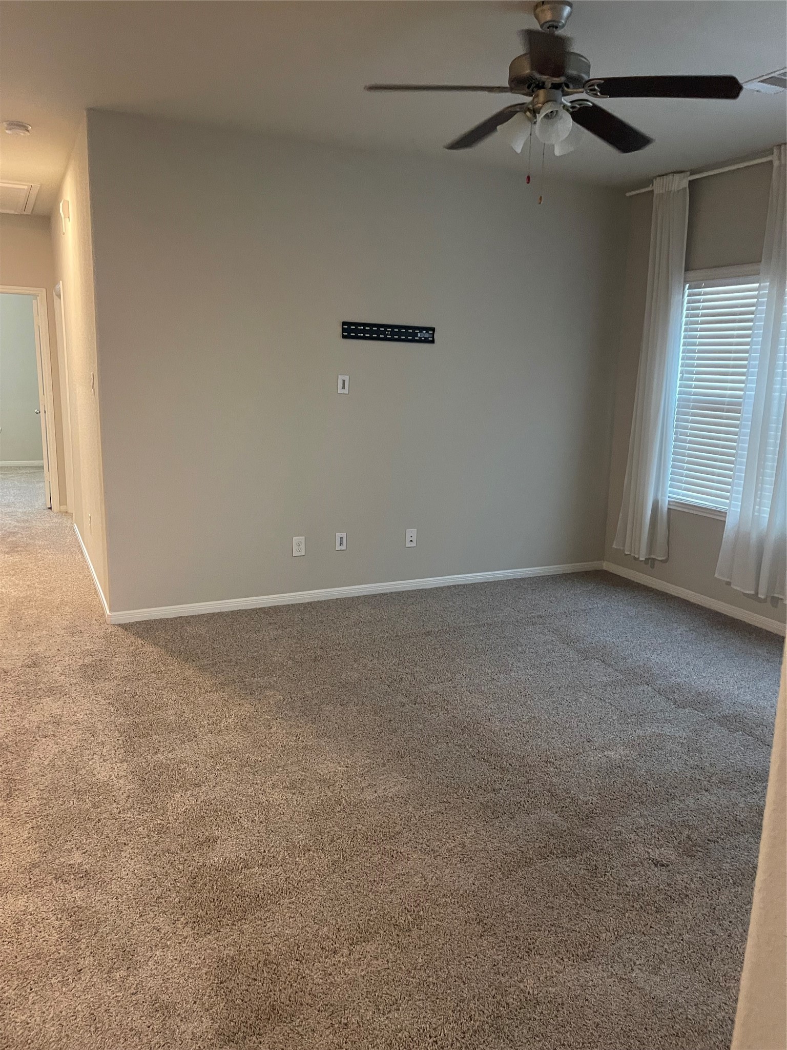 3417 Harvest Meadow Lane Property Photo 10
