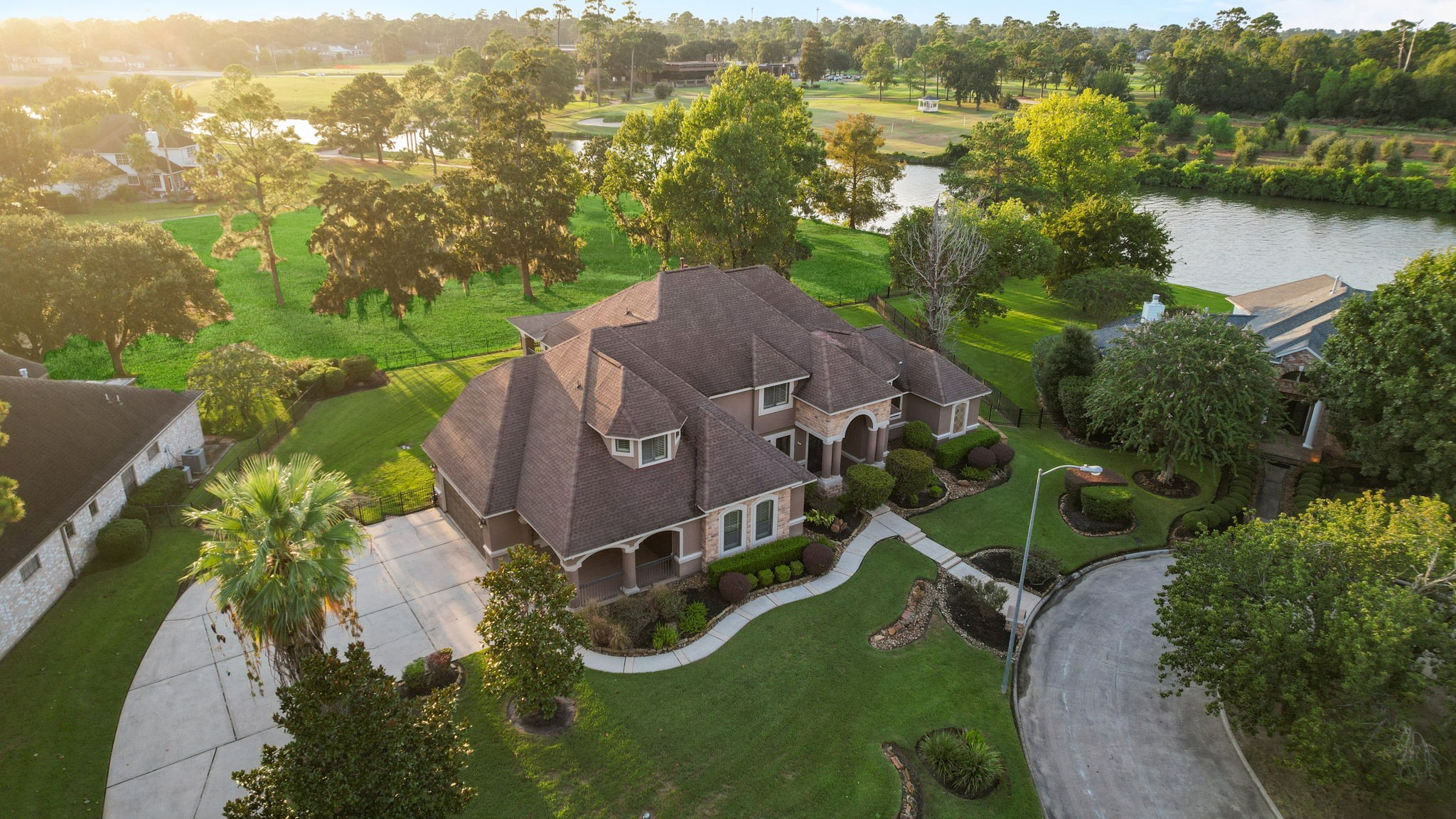 18803 Nautica Circle Property Photo 2