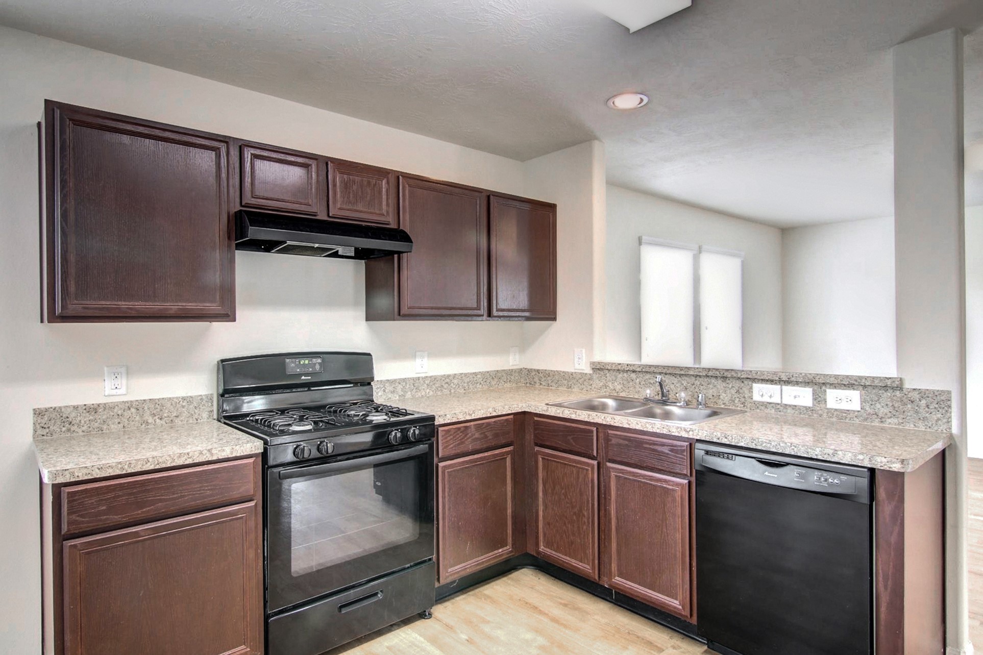 21614 N Werrington Way Property Photo 2