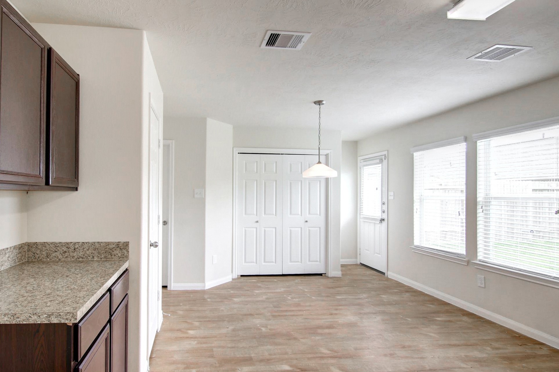 21614 N Werrington Way Property Photo 4