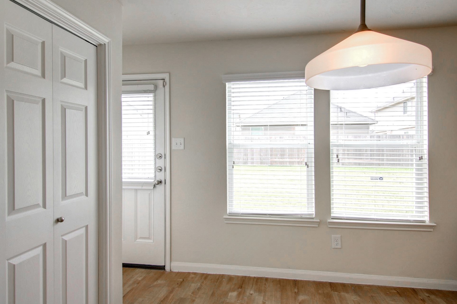 21614 N Werrington Way Property Photo 5