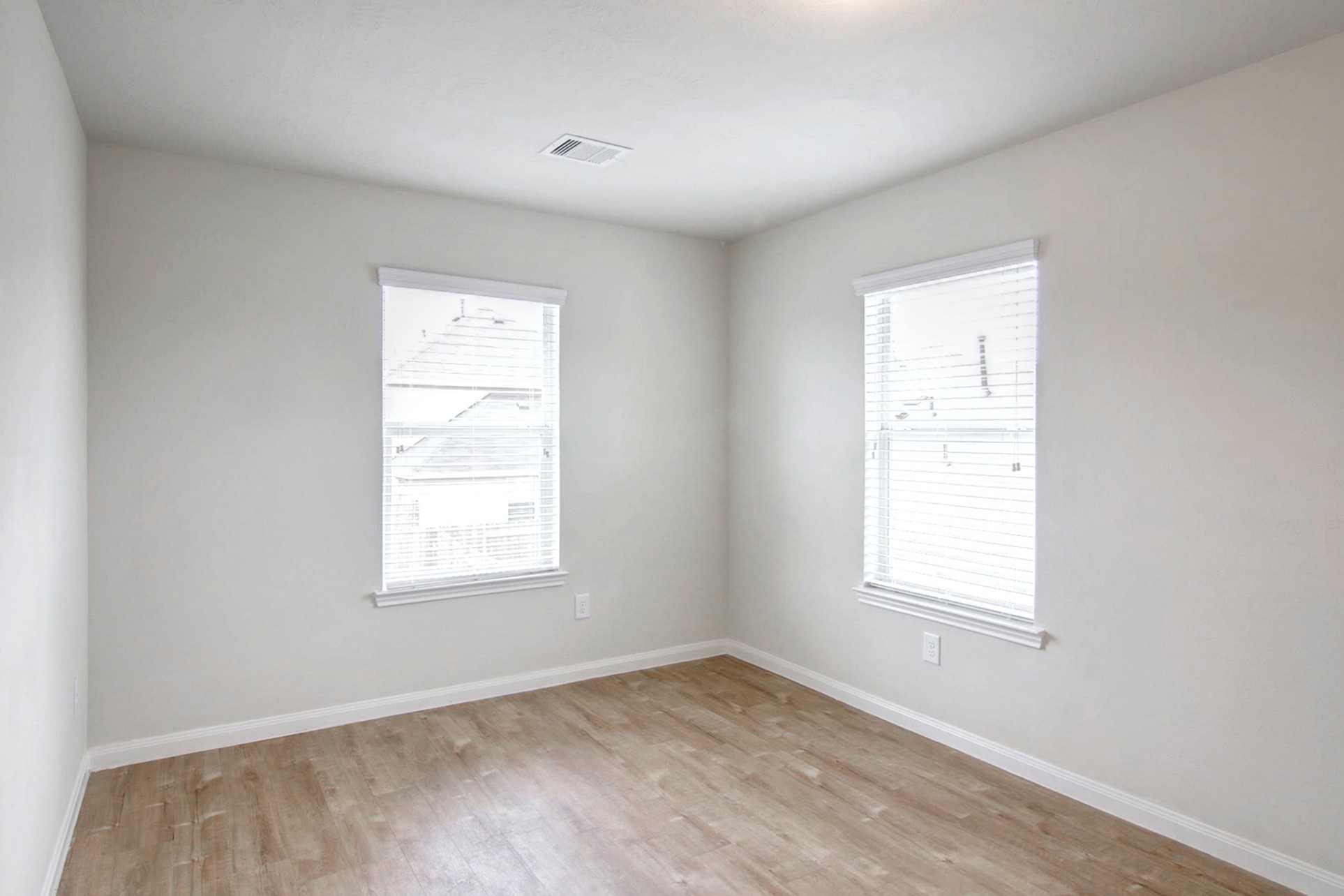 21614 N Werrington Way Property Photo 16