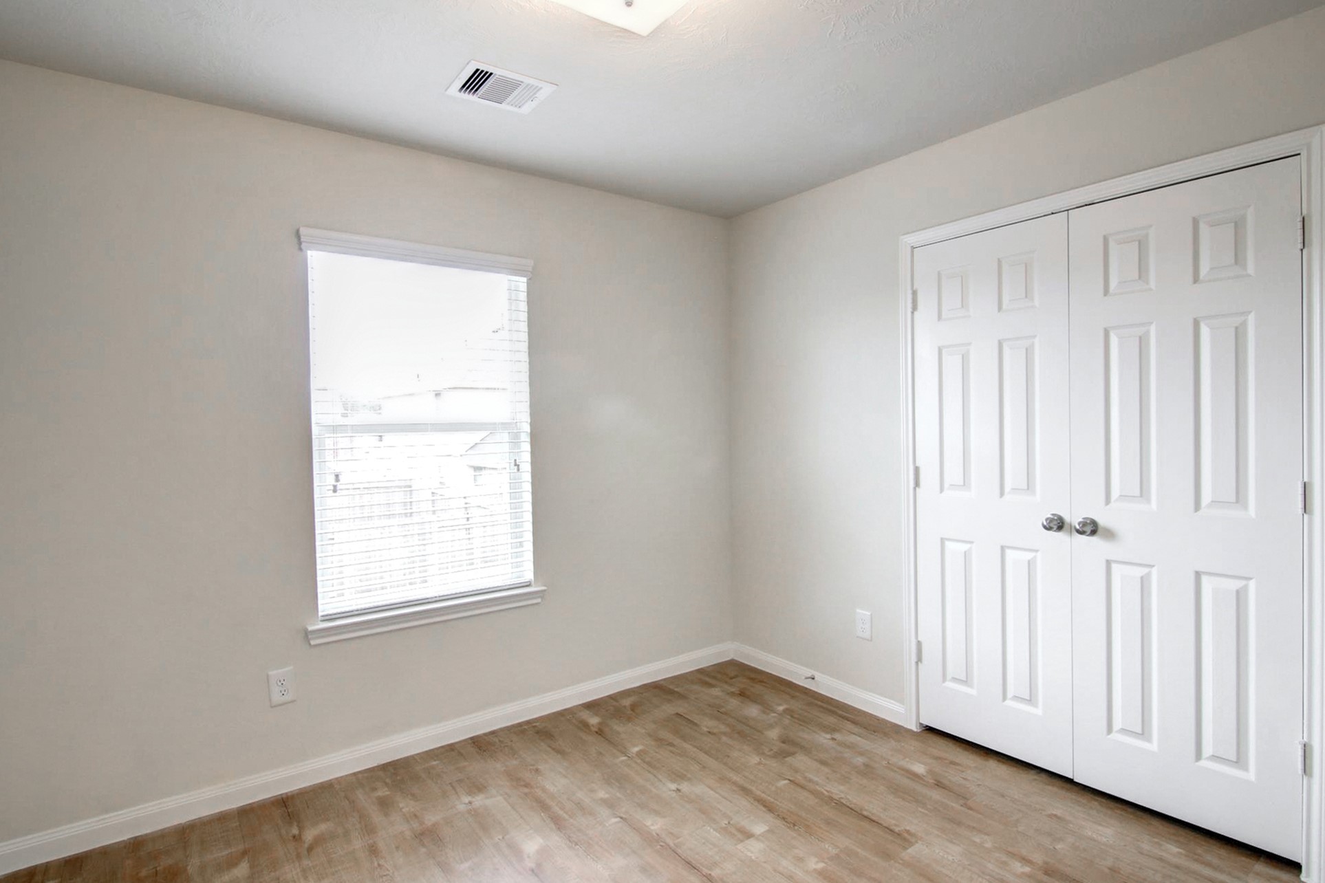 21614 N Werrington Way Property Photo 17