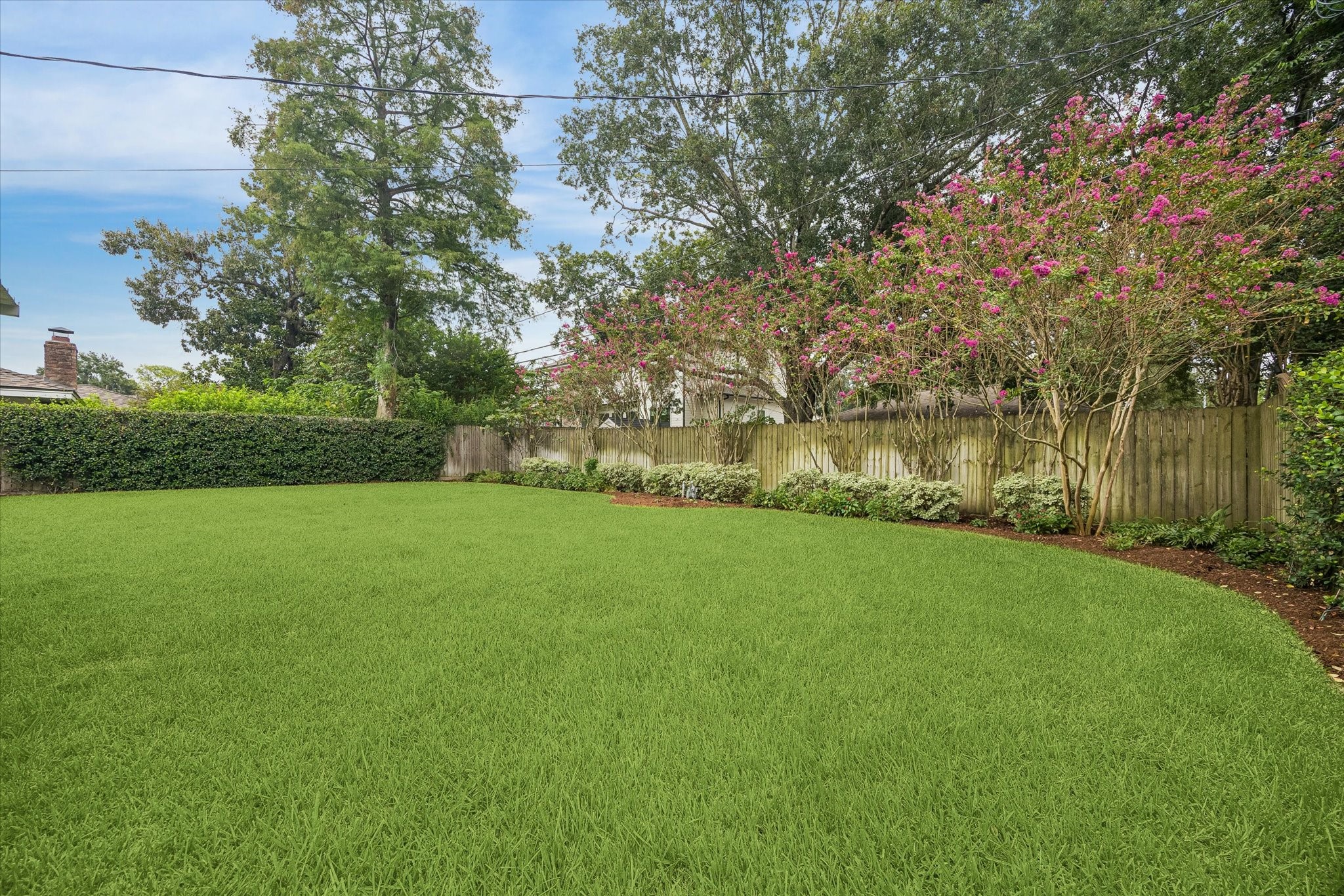 2031 Chantilly Lane Property Photo 25