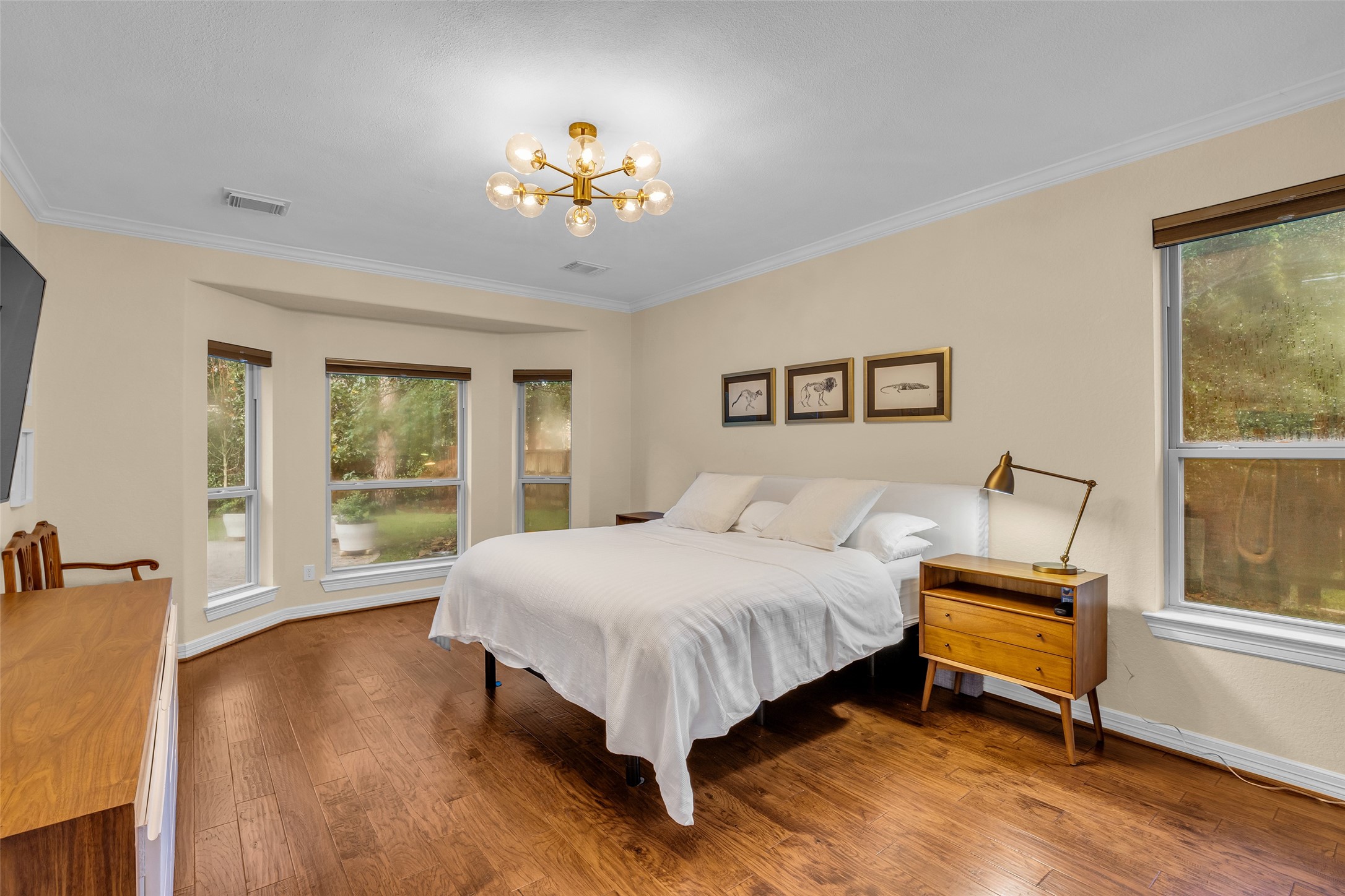 2 Glistening Pond Place Property Photo 11