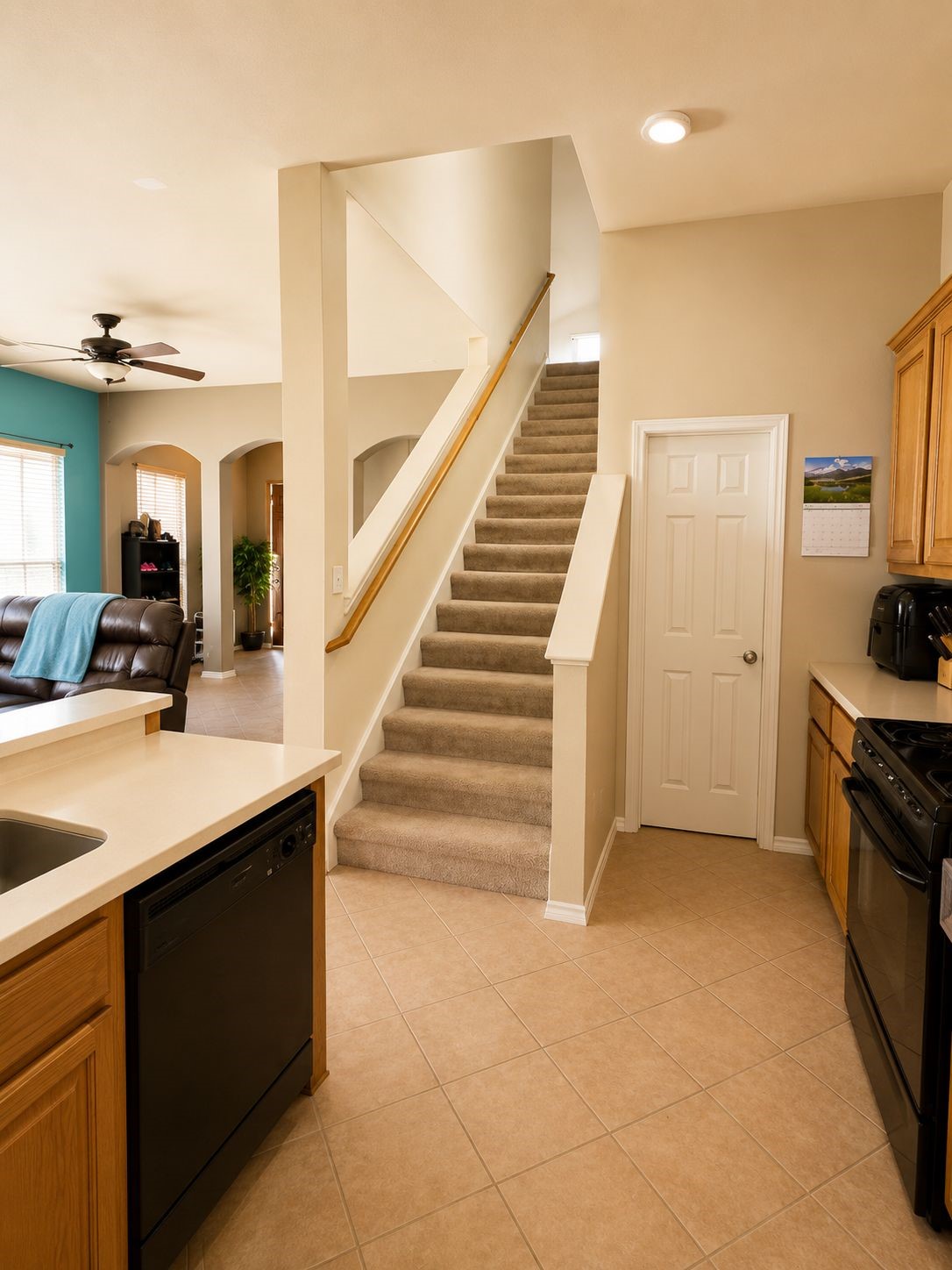 14930 Tuttle Point Drive Property Photo 5