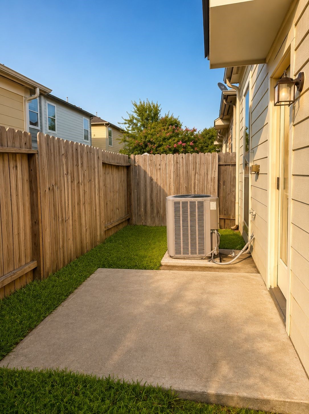 14930 Tuttle Point Drive Property Photo 13
