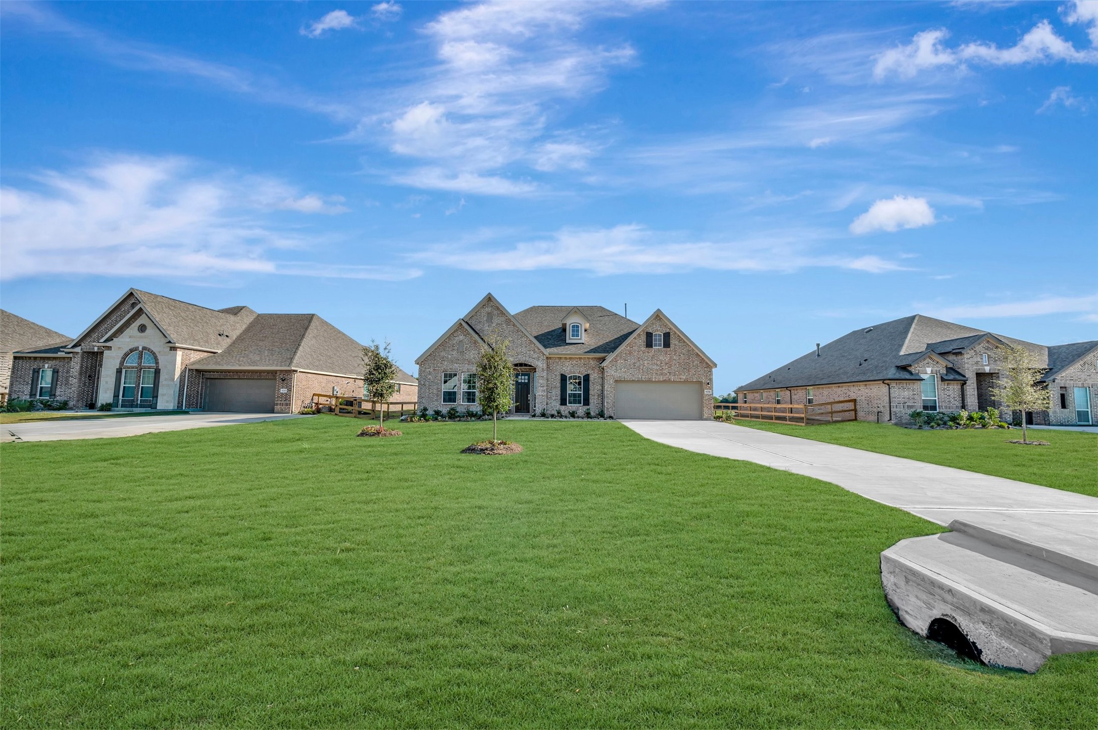 6711 Allens Landing Property Photo 3