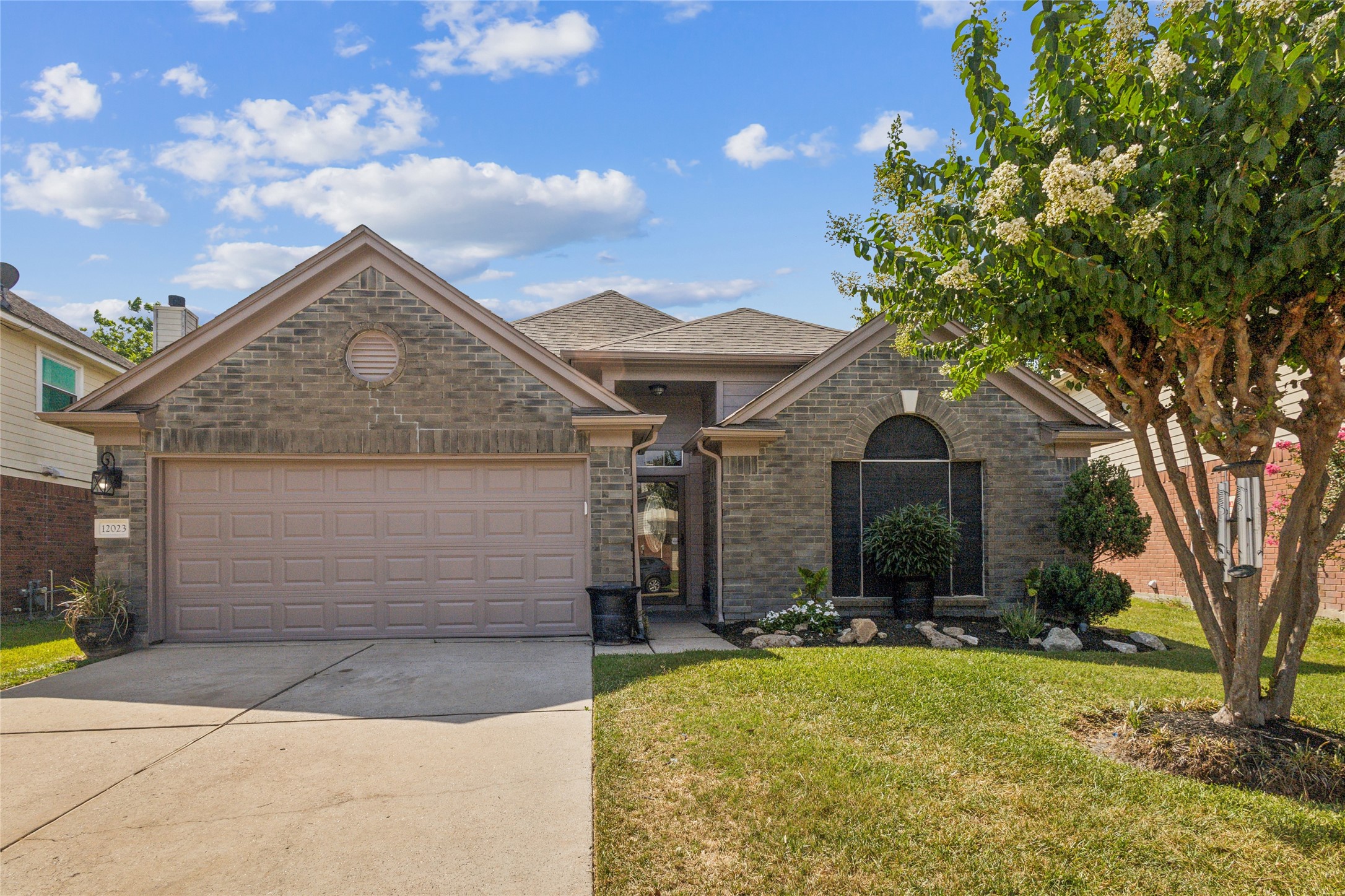 12023 Thornburg Lane Property Photo 1