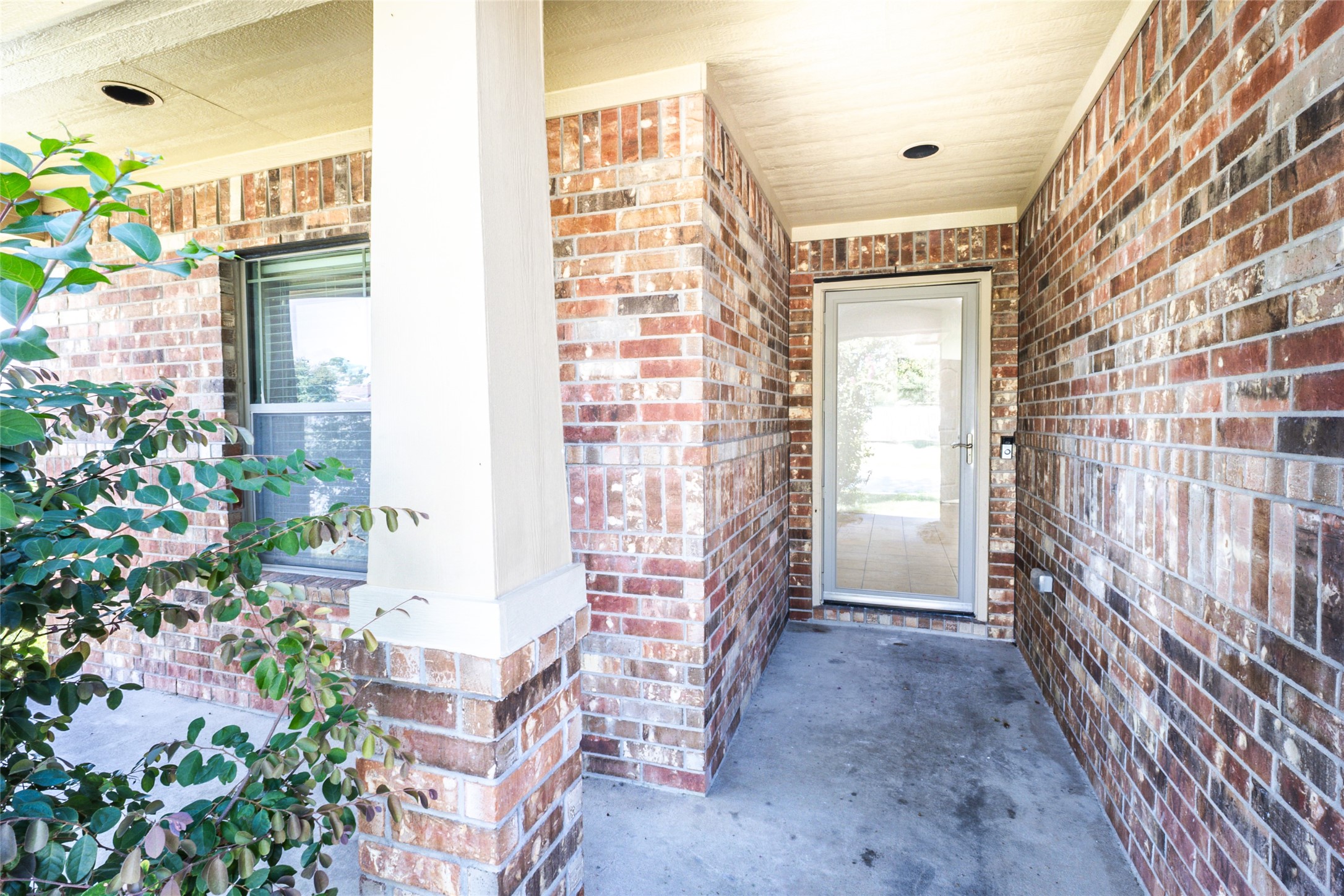9918 Hideaway Bend Lane Property Photo 5
